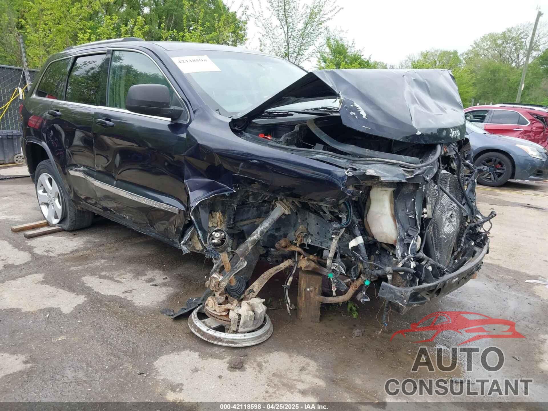 JEEP GRAND CHEROKEE 2011 - 1J4RR4GT6BC508053