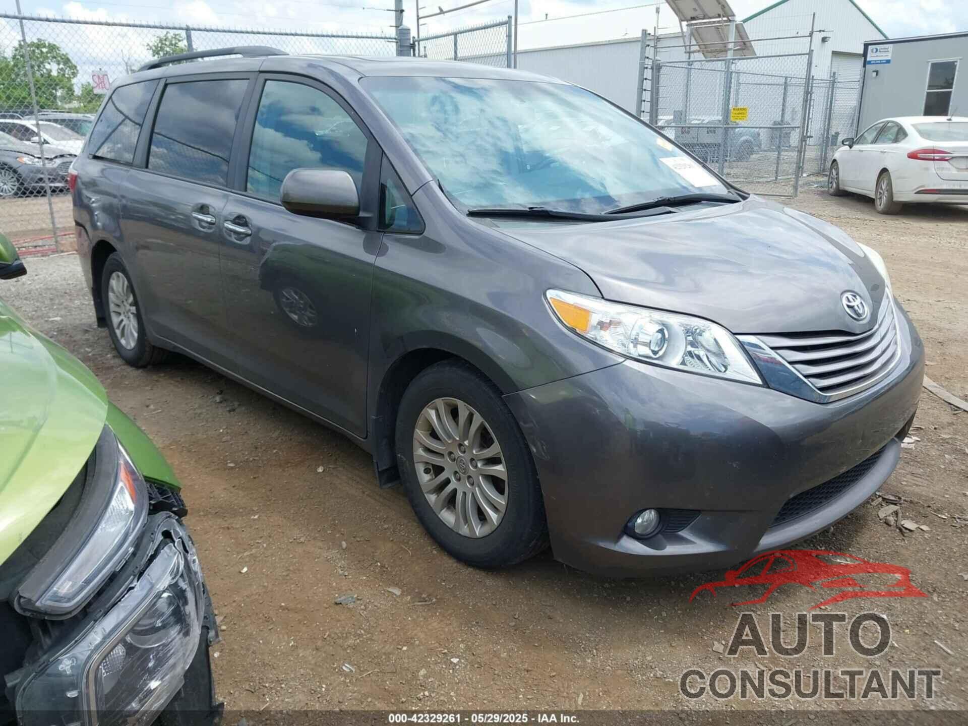 TOYOTA SIENNA 2016 - 5TDYK3DC8GS701735