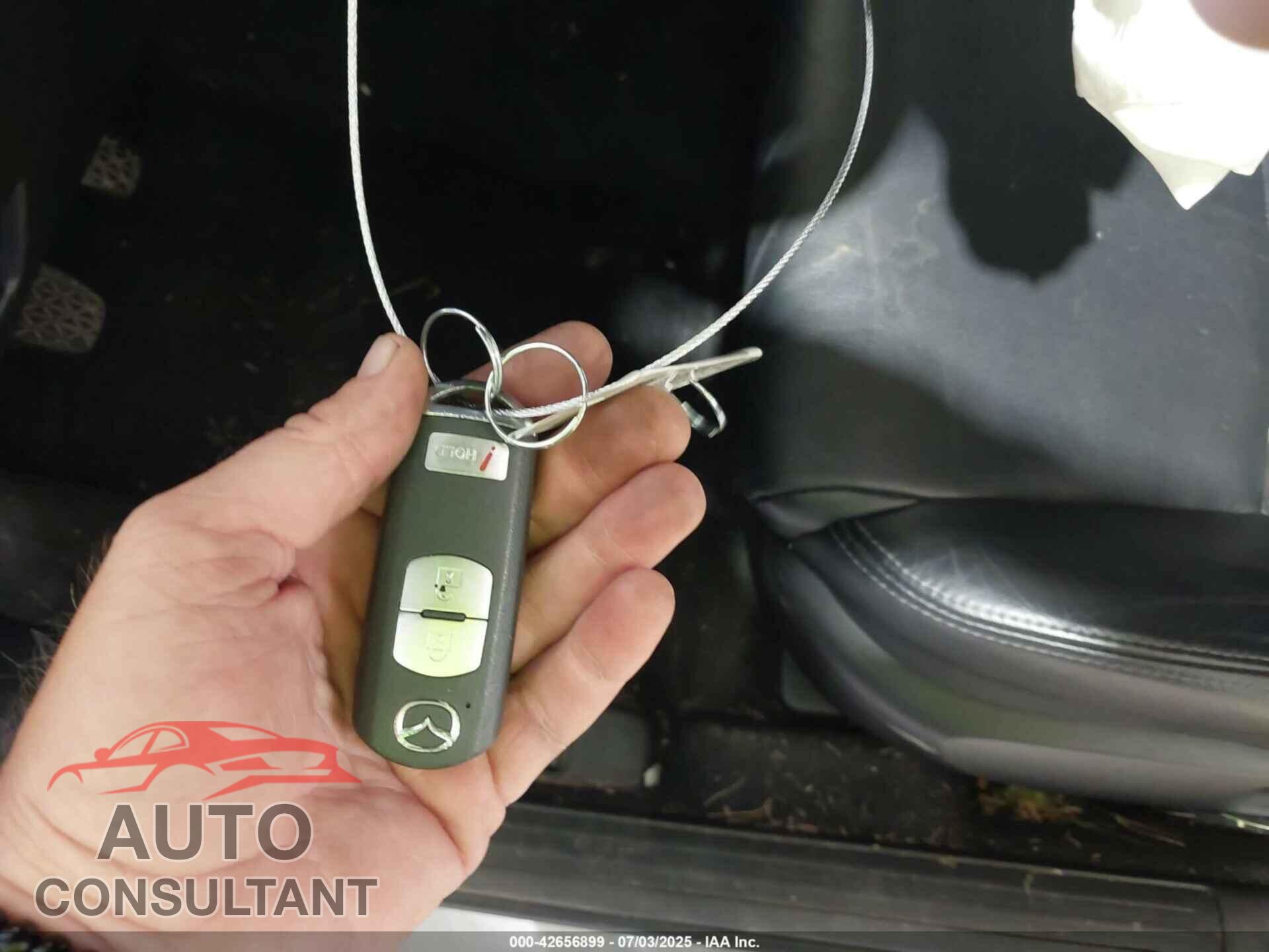 MAZDA MAZDA3 2012 - JM1BL1M60C1574469