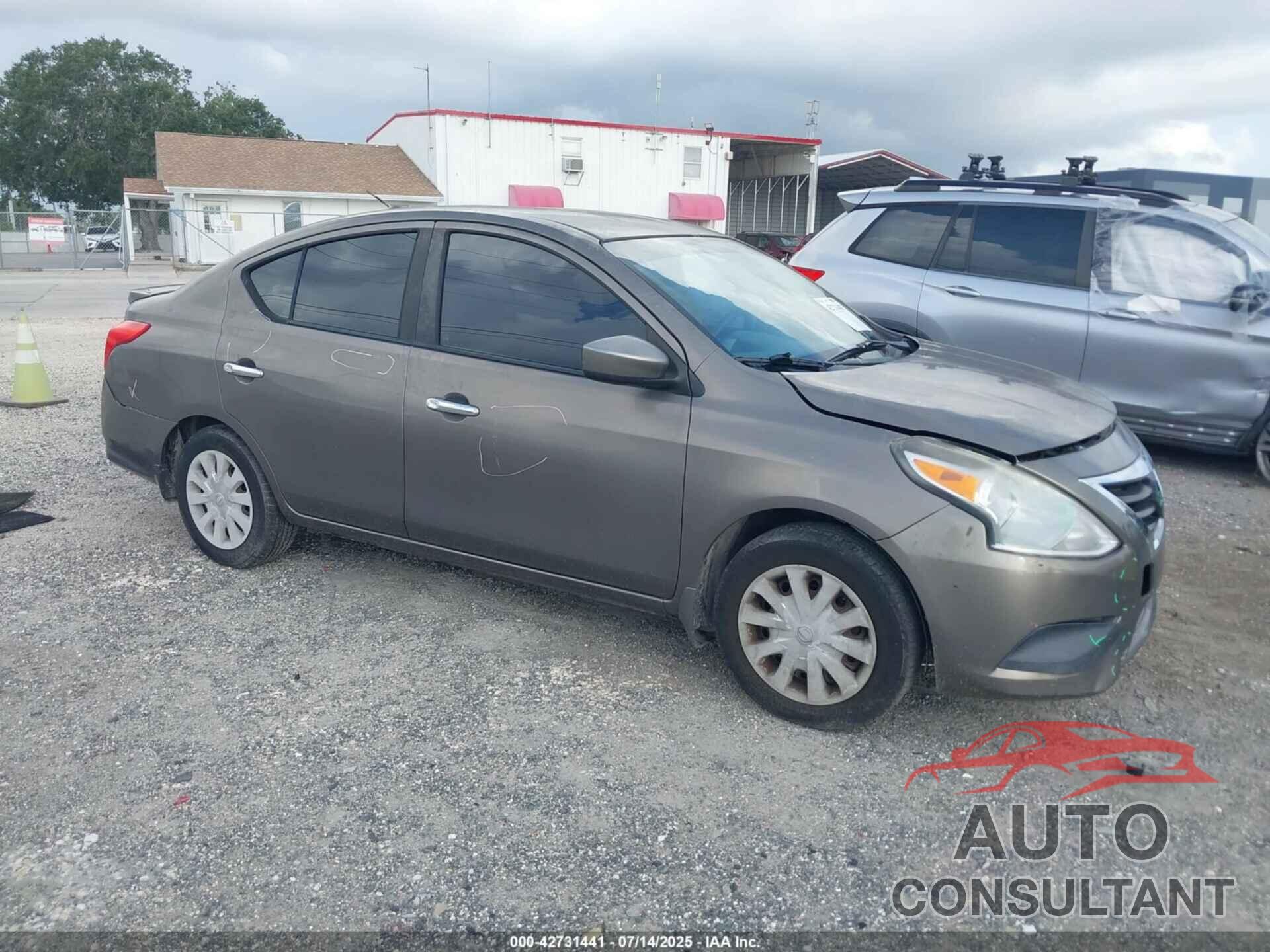 NISSAN VERSA 2015 - 3N1CN7APXFL817803