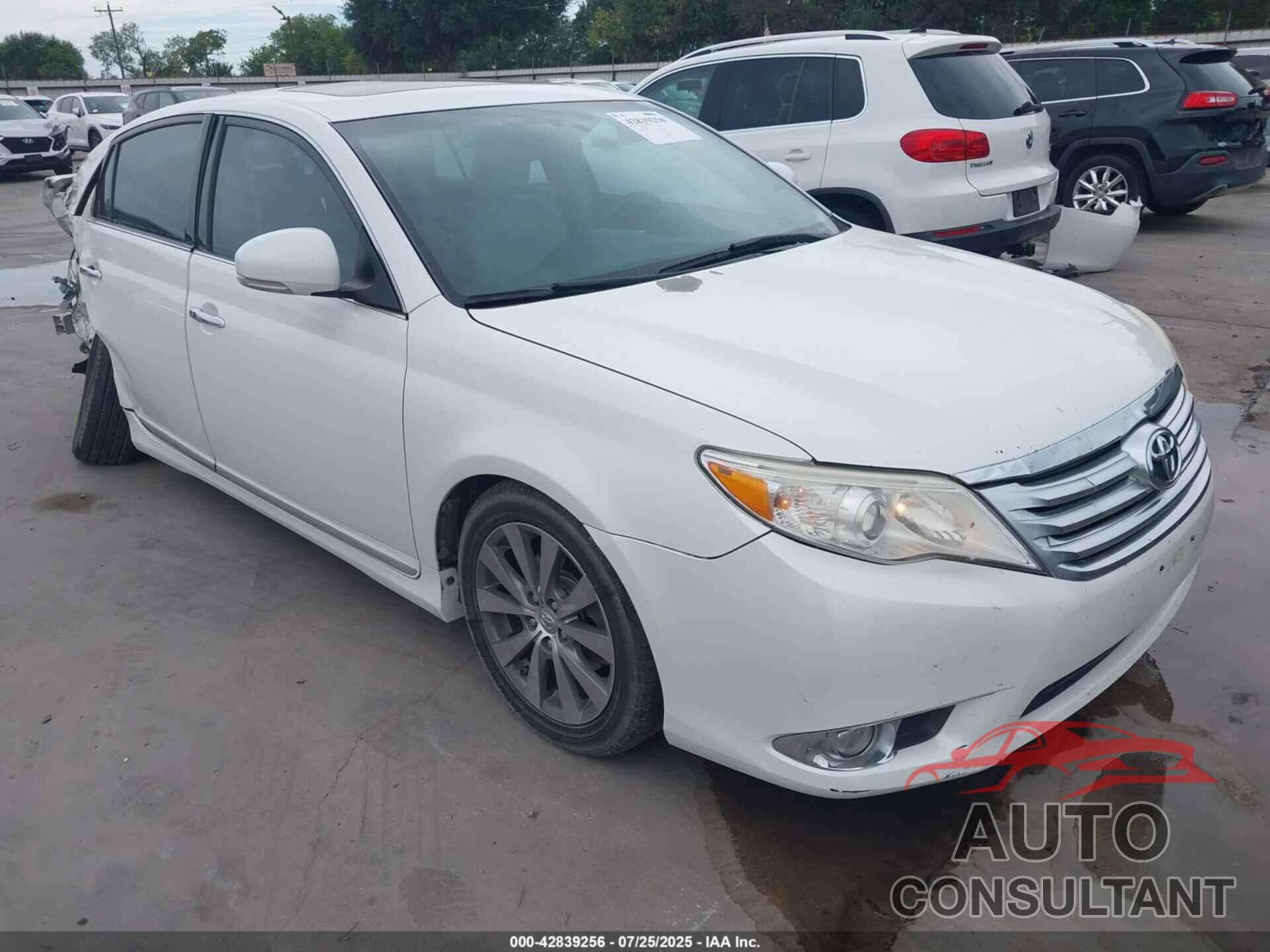 TOYOTA AVALON 2011 - 4T1BK3DBXBU406701