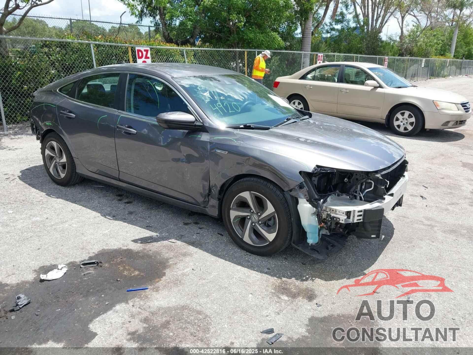 HONDA INSIGHT 2019 - 19XZE4F18KE011810