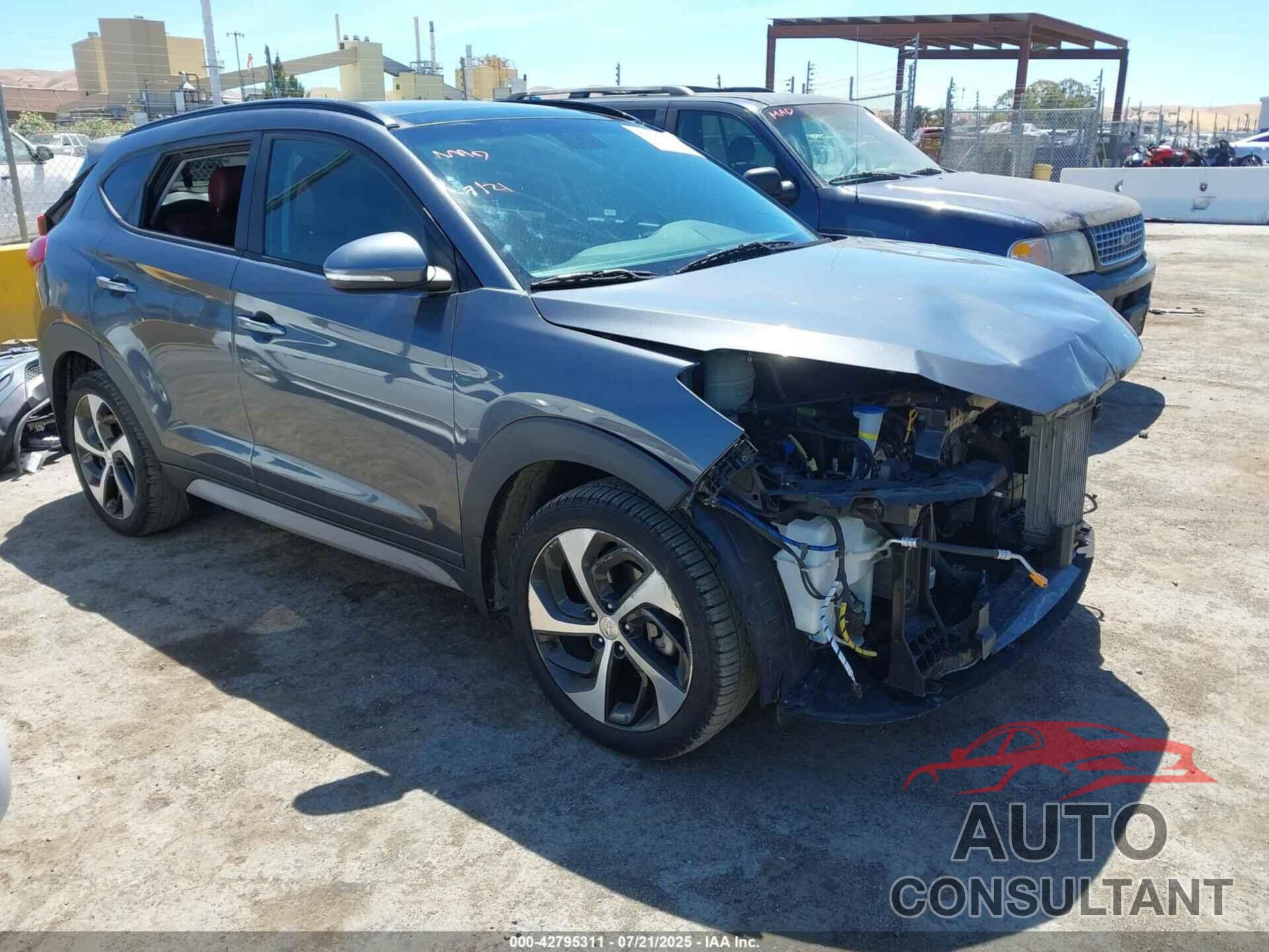HYUNDAI TUCSON 2018 - KM8J33A22JU769179