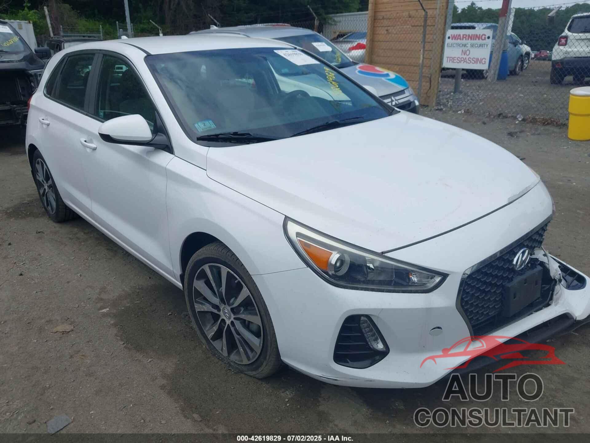 HYUNDAI ELANTRA GT 2018 - KMHH35LE6JU018653