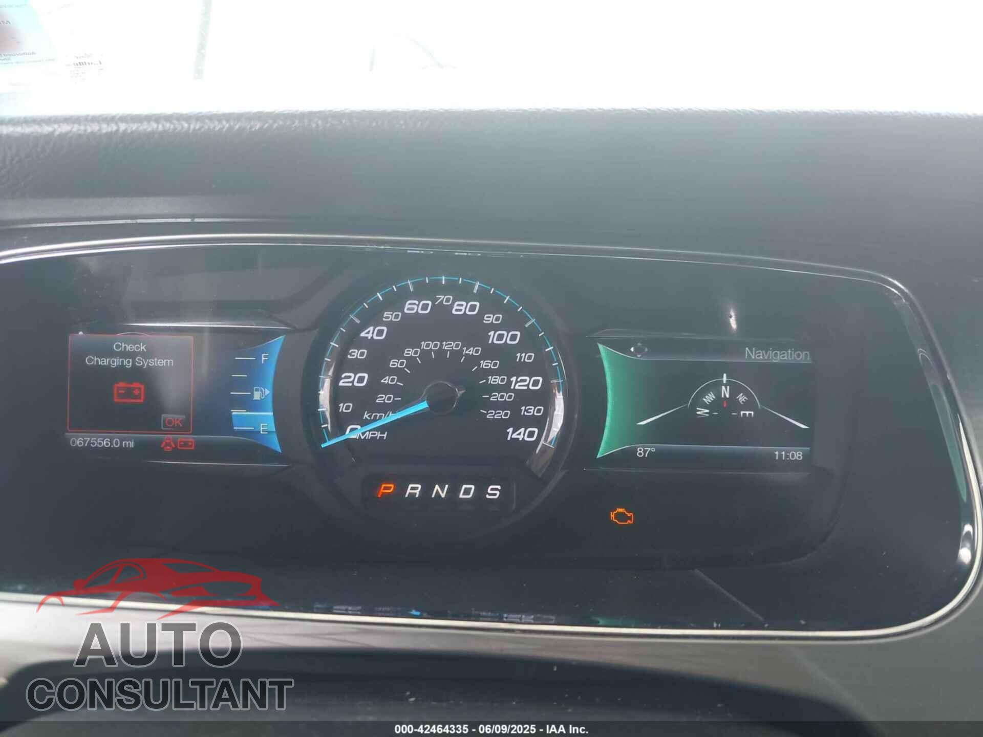 FORD TAURUS 2017 - 1FAHP2E81HG131858