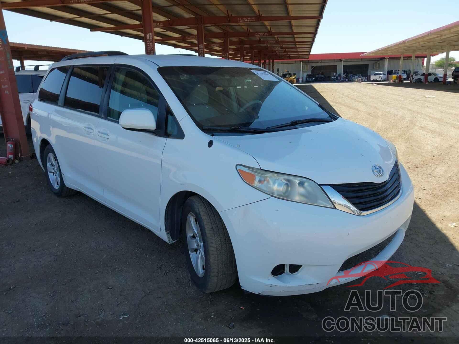 TOYOTA SIENNA 2013 - 5TDKK3DC0DS310953