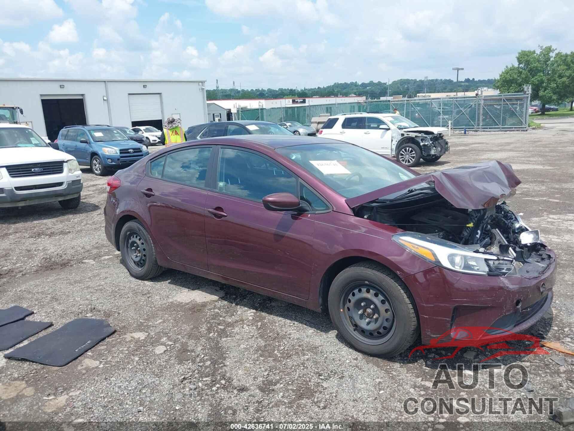 KIA FORTE 2018 - 3KPFK4A77JE217321
