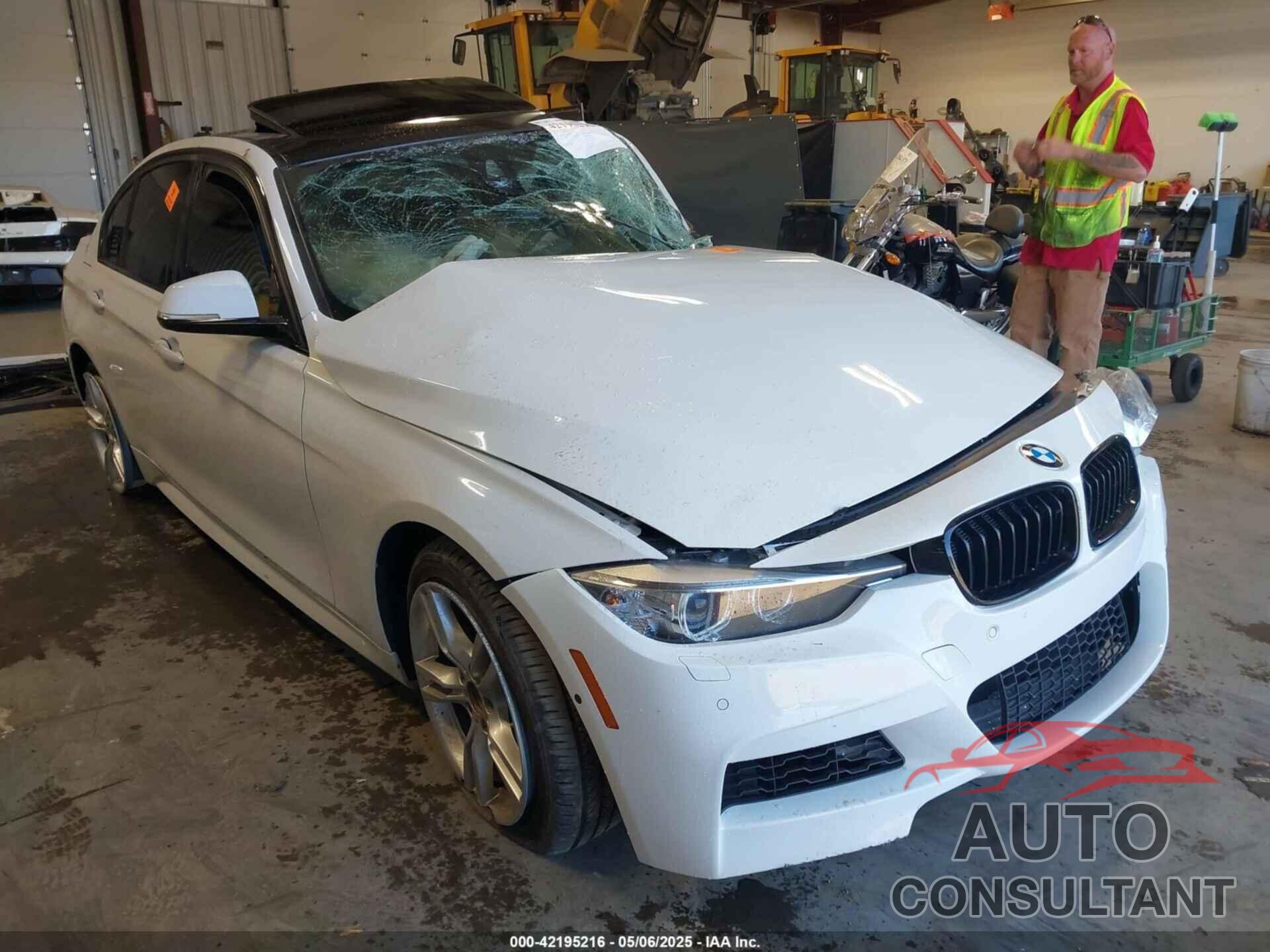 BMW 328I 2014 - WBA3B3C56EJ978243