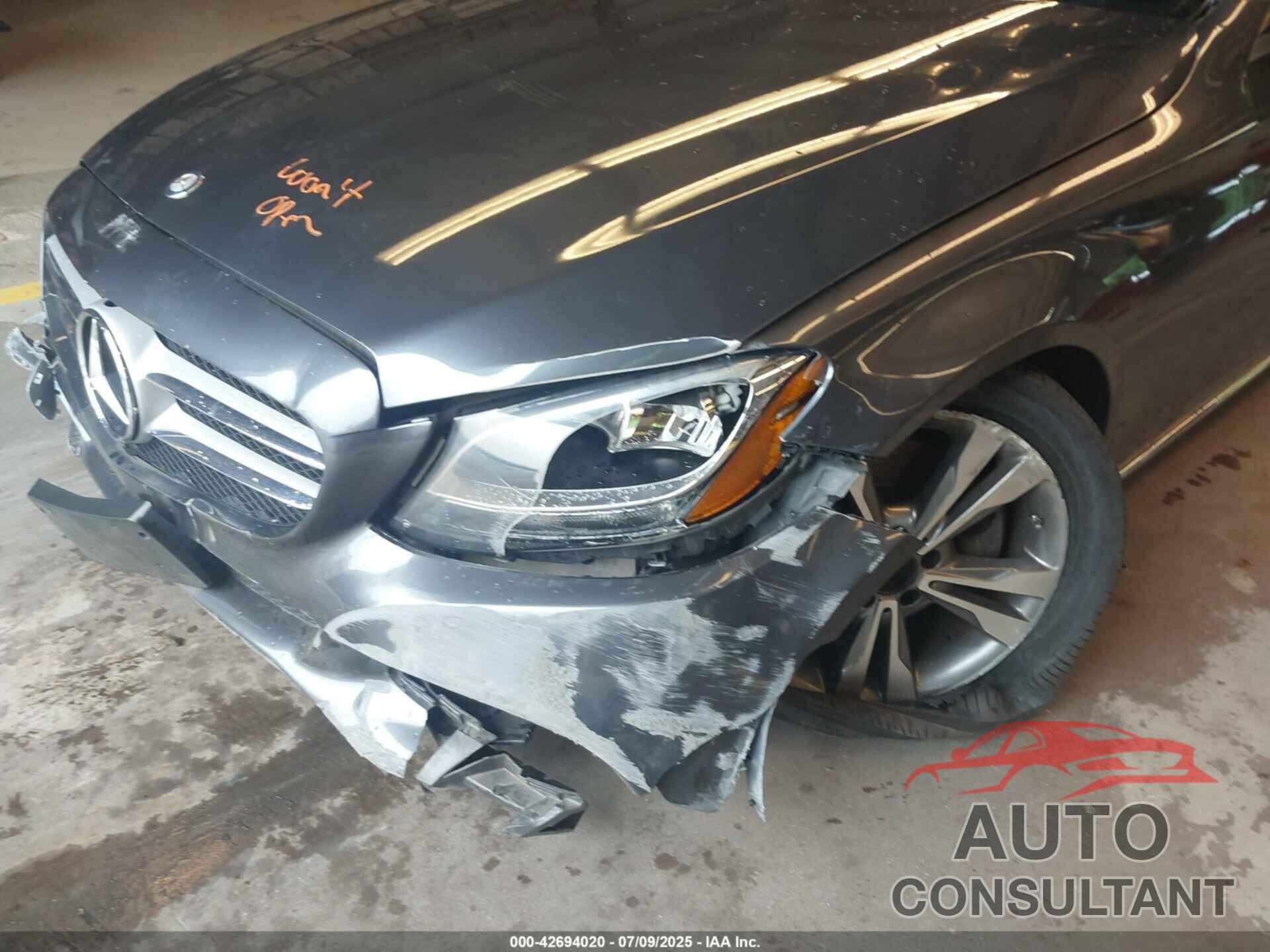 MERCEDES-BENZ C 300 2016 - 55SWF4KB3GU152654