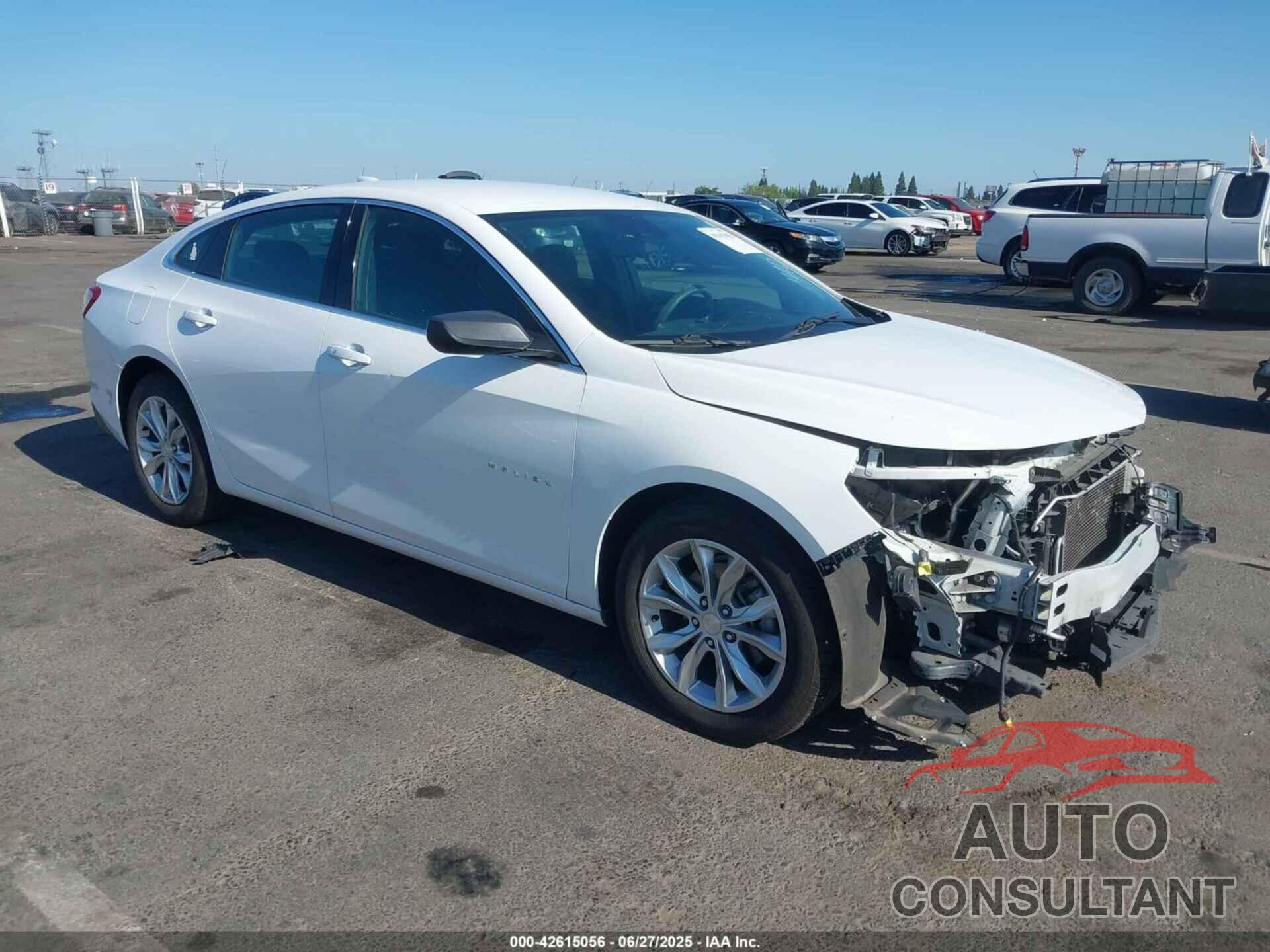 CHEVROLET MALIBU 2020 - 1G1ZD5ST7LF031546