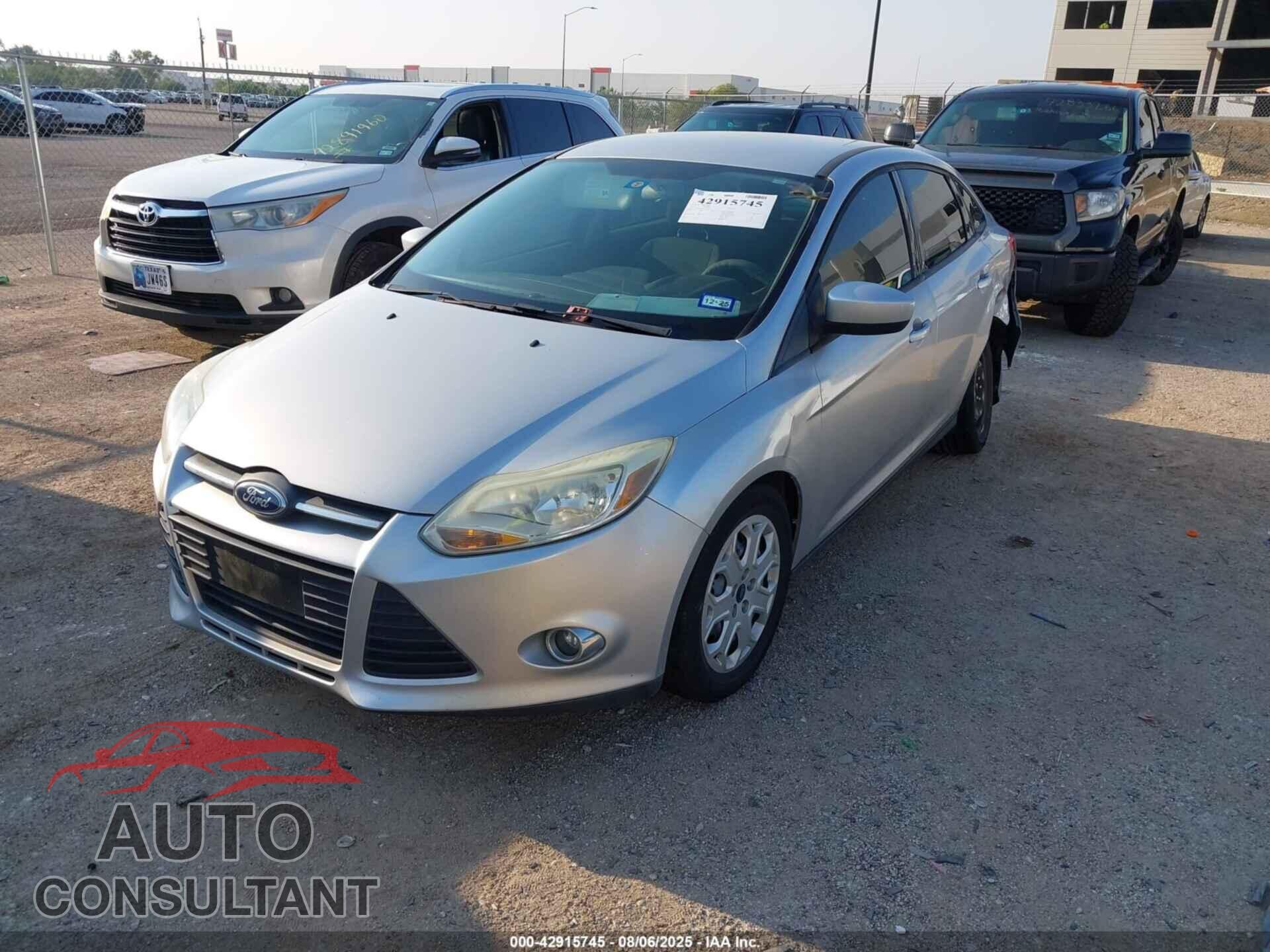 FORD FOCUS 2012 - 1FAHP3F27CL210774