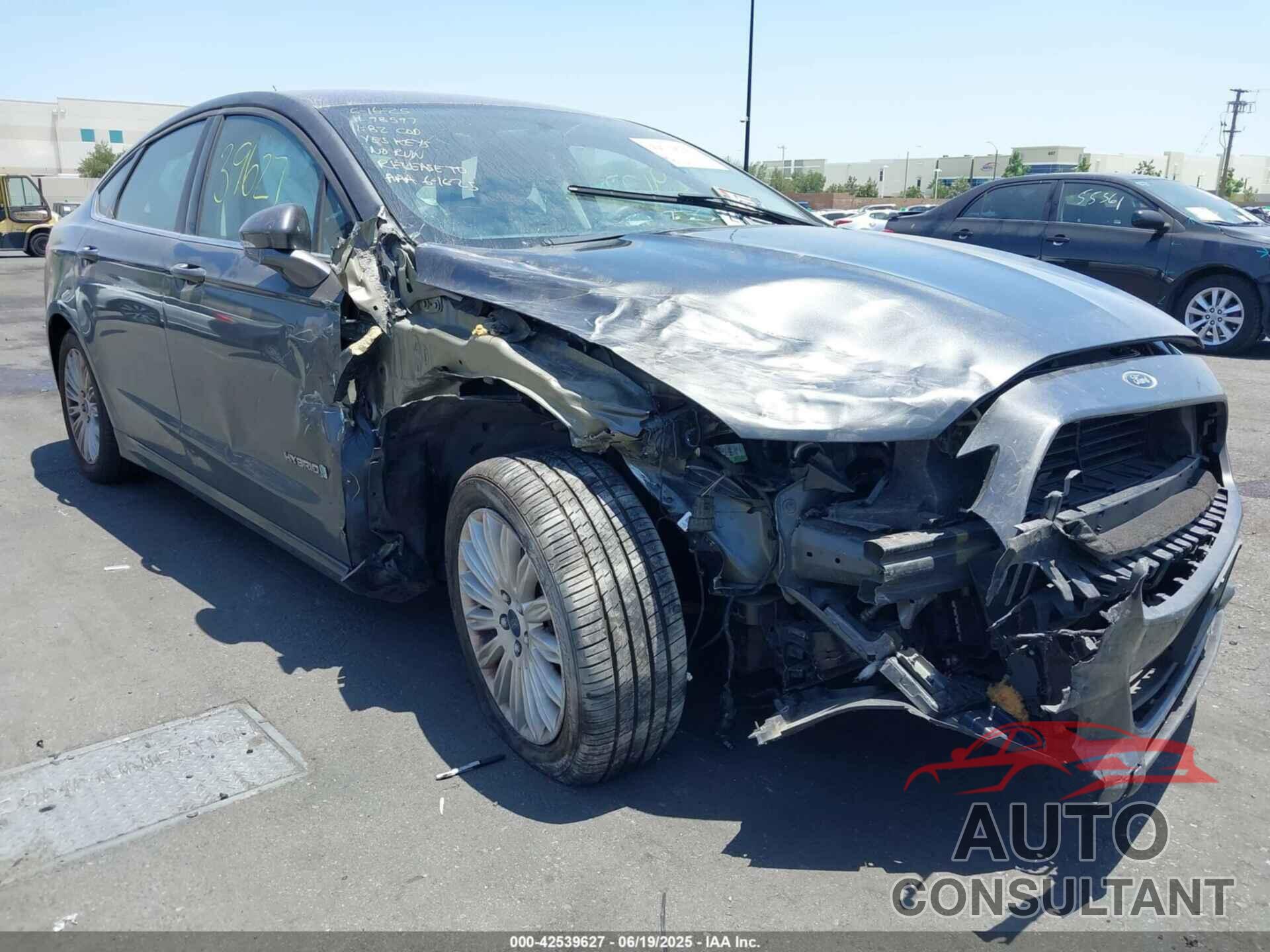 FORD FUSION HYBRID 2015 - 3FA6P0LU4FR305908