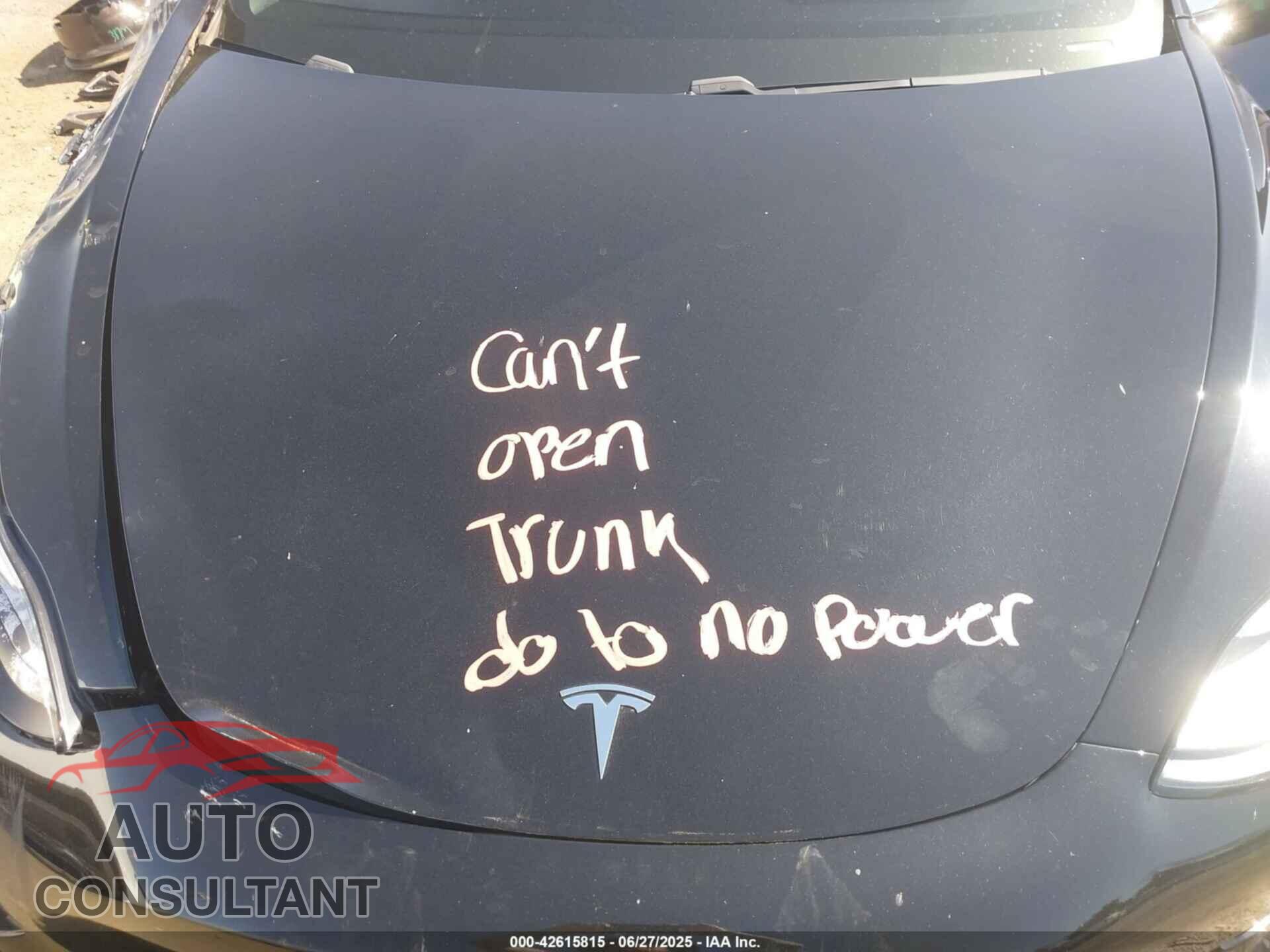 TESLA MODEL 3 2018 - 5YJ3E1EB5JF062995