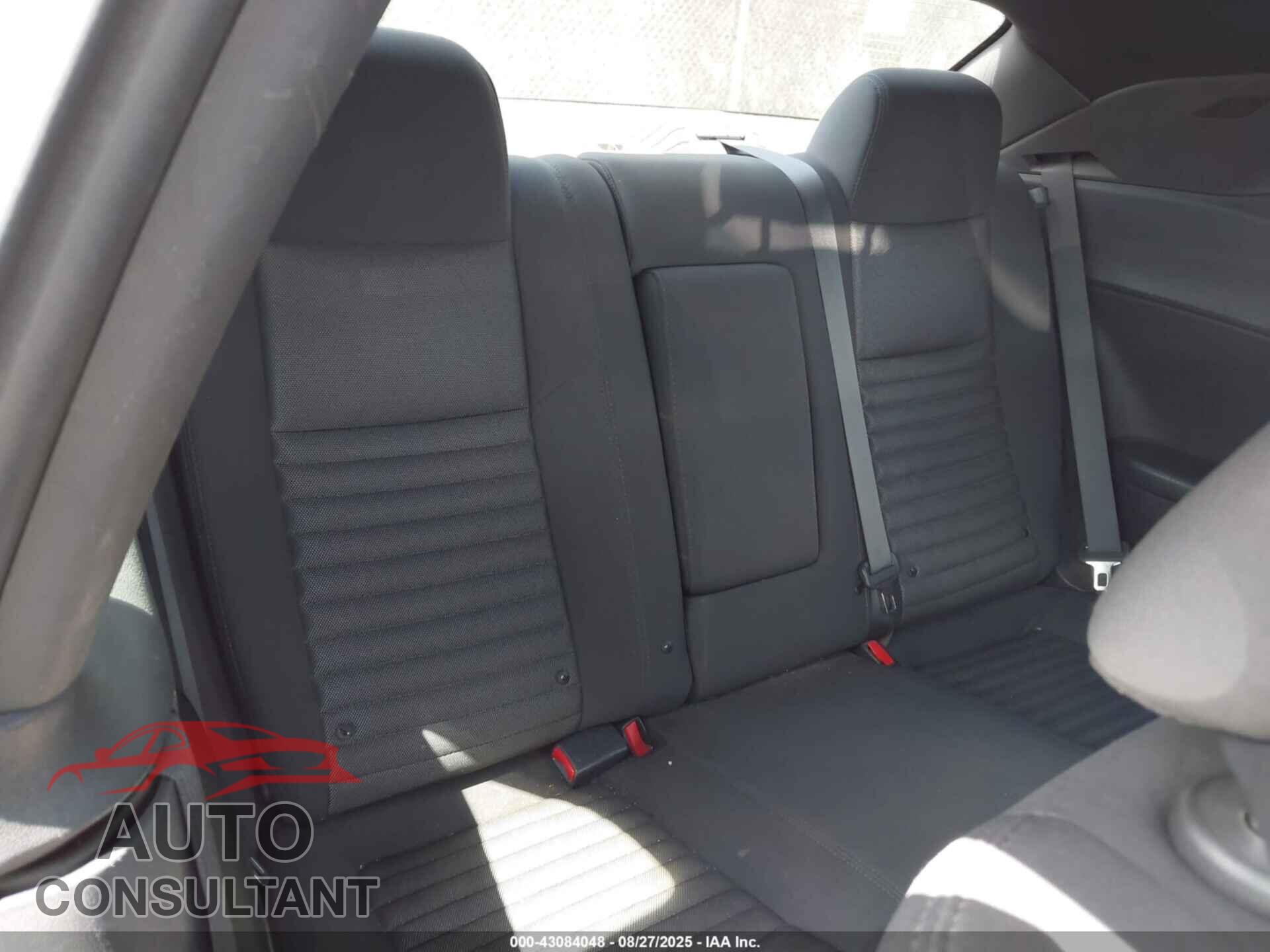 DODGE CHALLENGER 2013 - 2C3CDYAG6DH511018