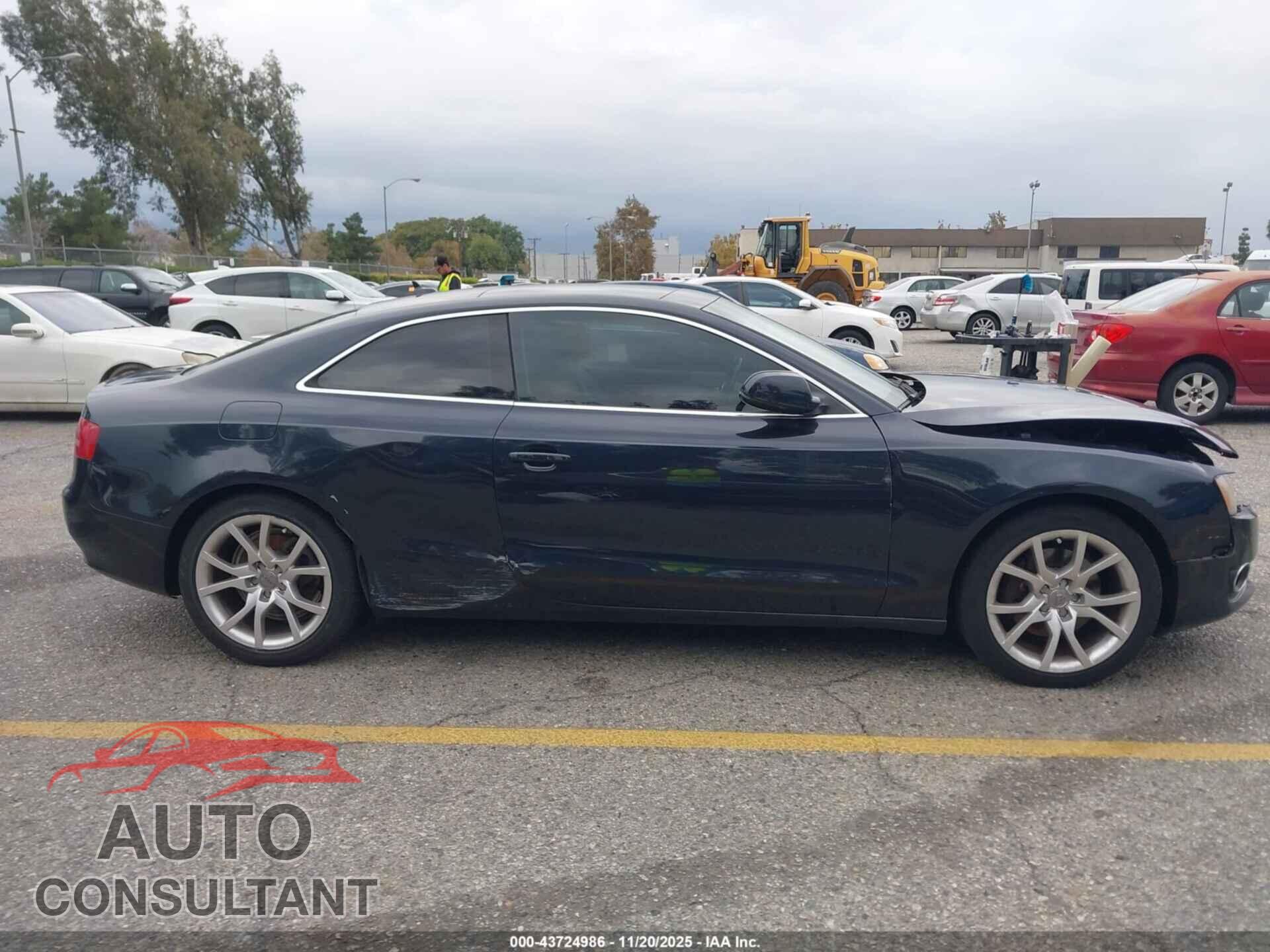 AUDI A5 2012 - WAULFAFR2CA044357
