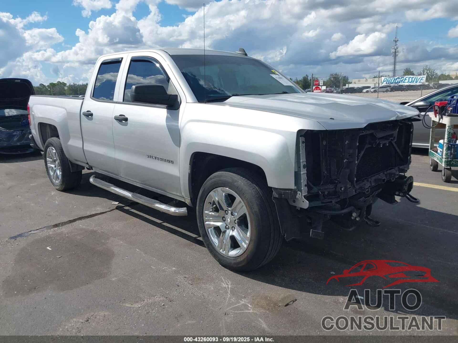 CHEVROLET SILVERADO 1500 2018 - 1GCRCPEC9JZ355854