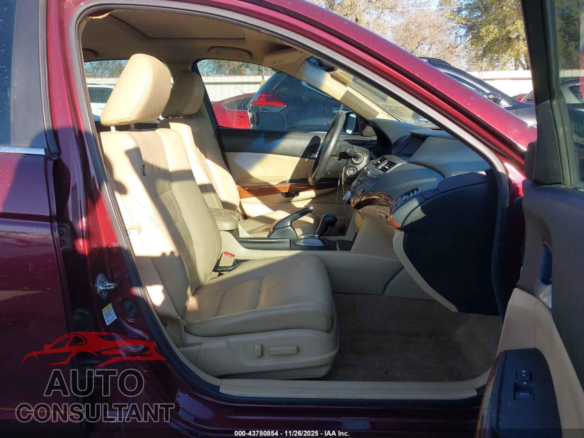 HONDA ACCORD 2012 - 1HGCP2F86CA201192