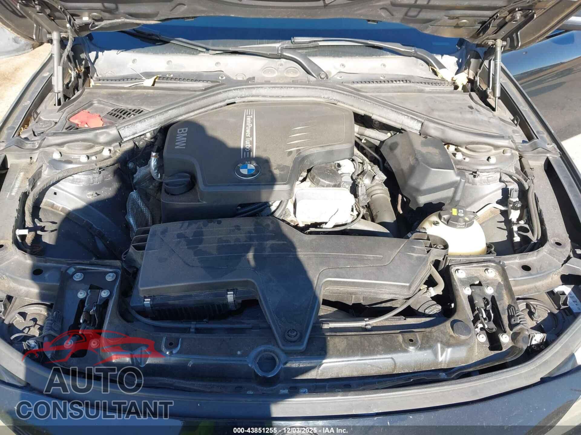 BMW 320I 2016 - WBA8E5G59GNU19591