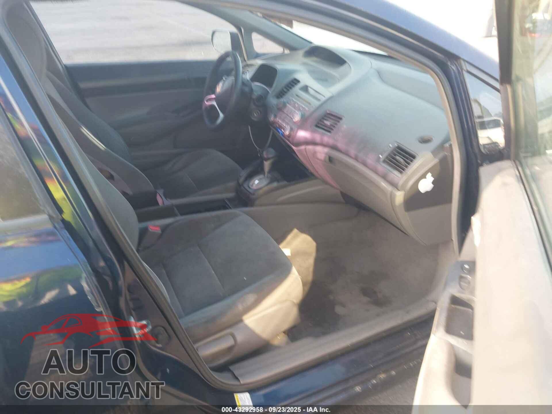 HONDA CIVIC 2010 - 19XFA1F3XAE070256