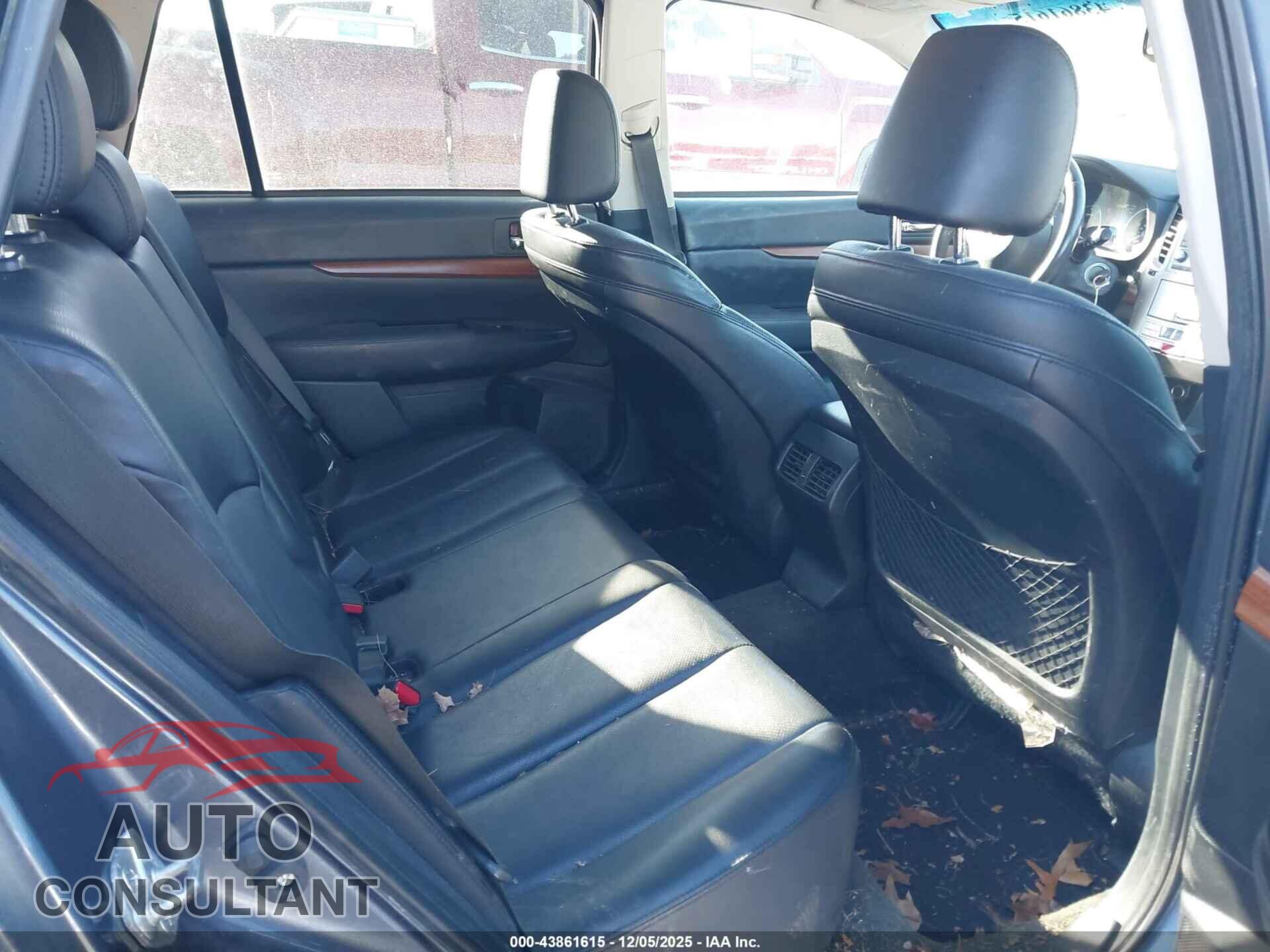 SUBARU OUTBACK 2014 - 4S4BRBLC9E3200487