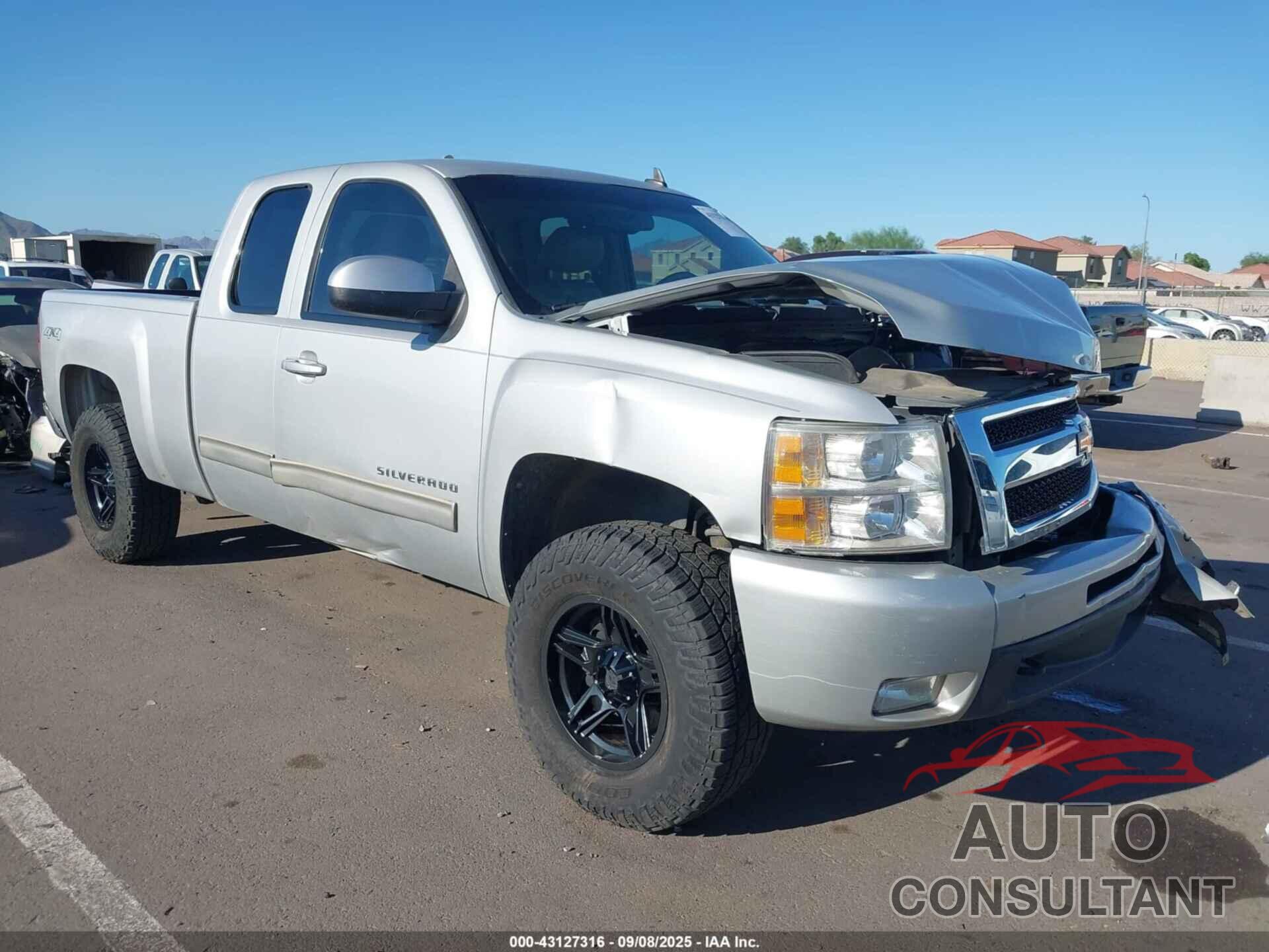 CHEVROLET SILVERADO 1500 2010 - 1GCSKTE3XAZ185209