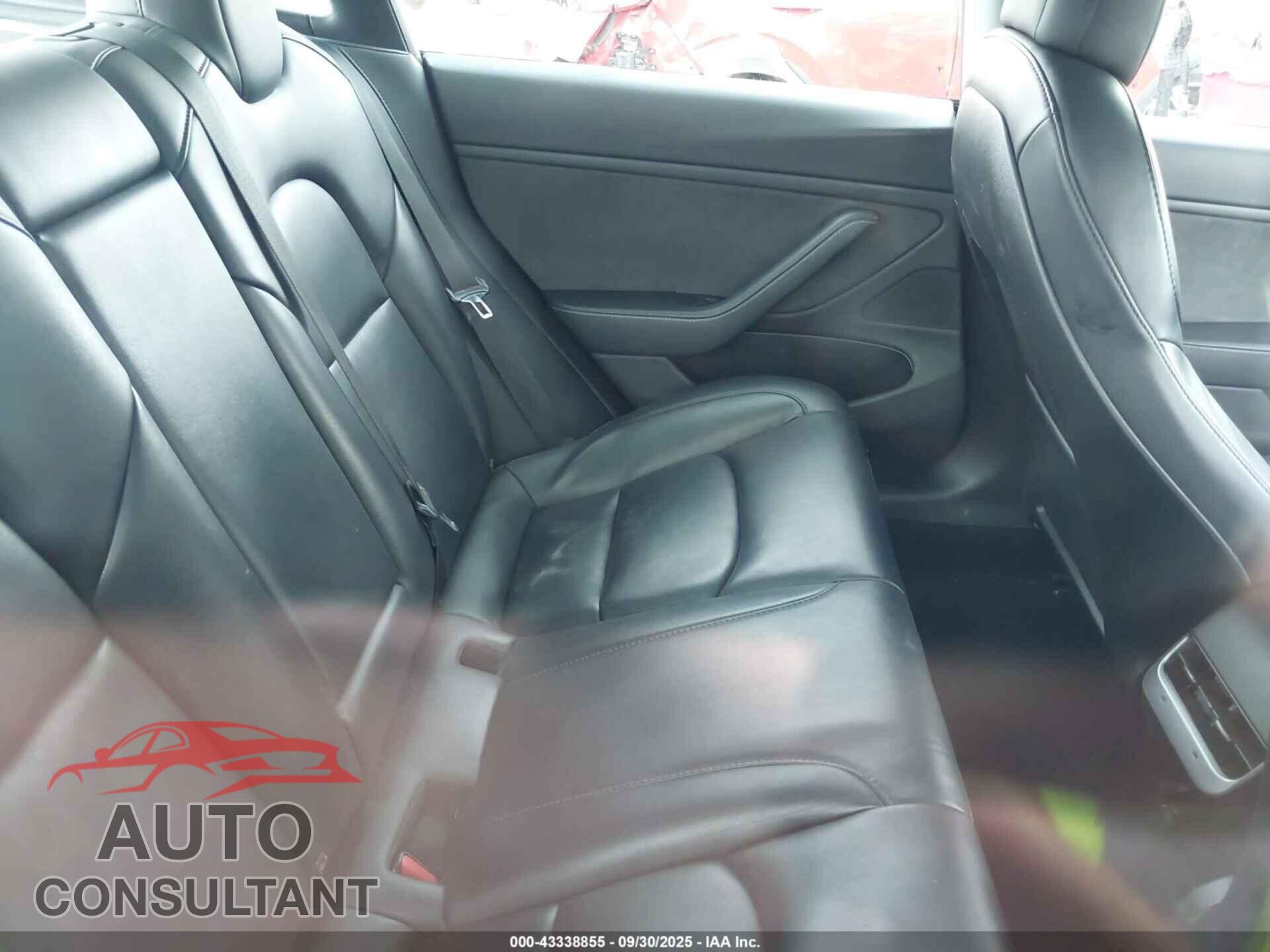 TESLA MODEL 3 2021 - 5YJ3E1EB9MF938469