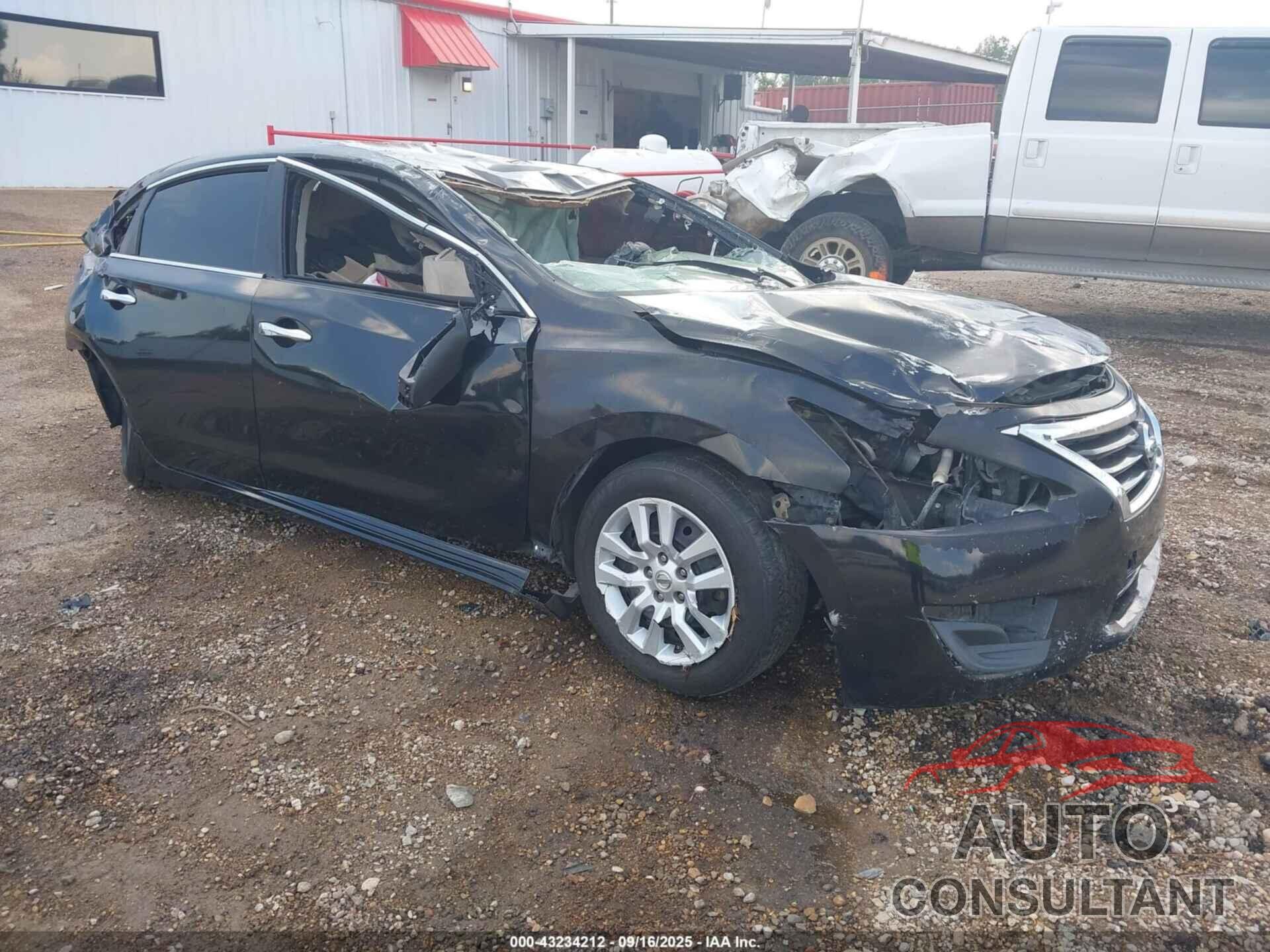 NISSAN ALTIMA 2015 - 1N4AL3AP8FC121798
