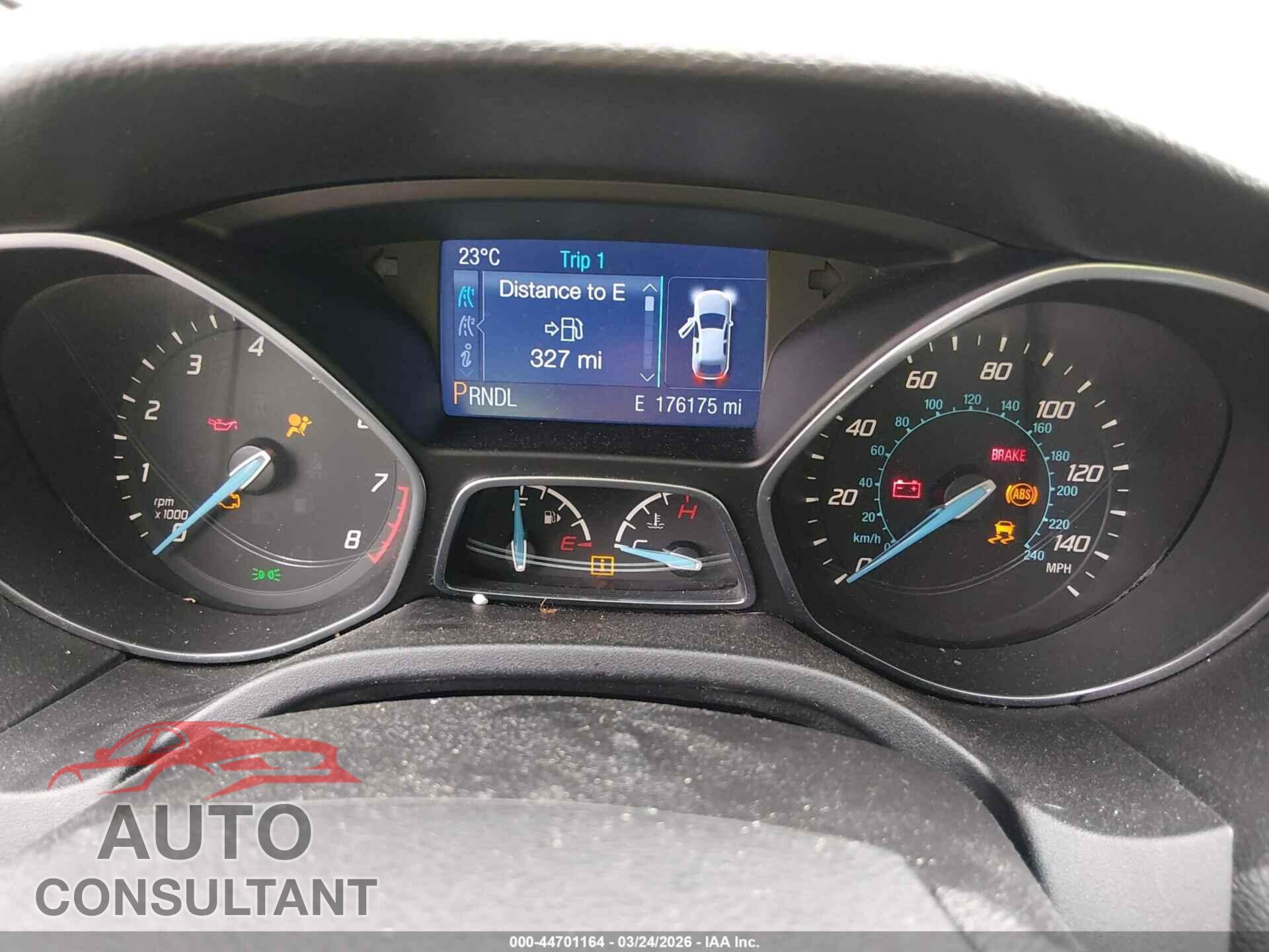 FORD FOCUS 2014 - 1FADP3K2XEL157477