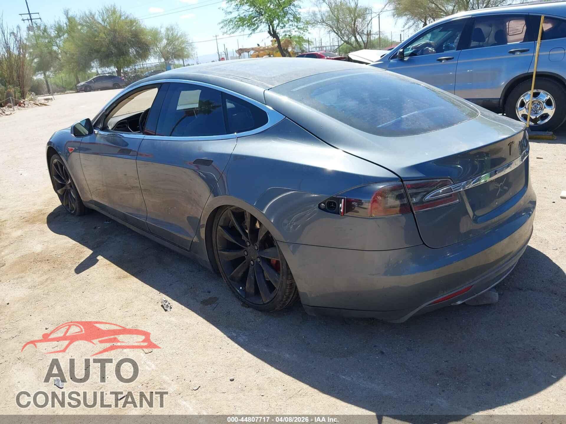 TESLA MODEL S 2013 - 5YJSA1BG2DFP08330