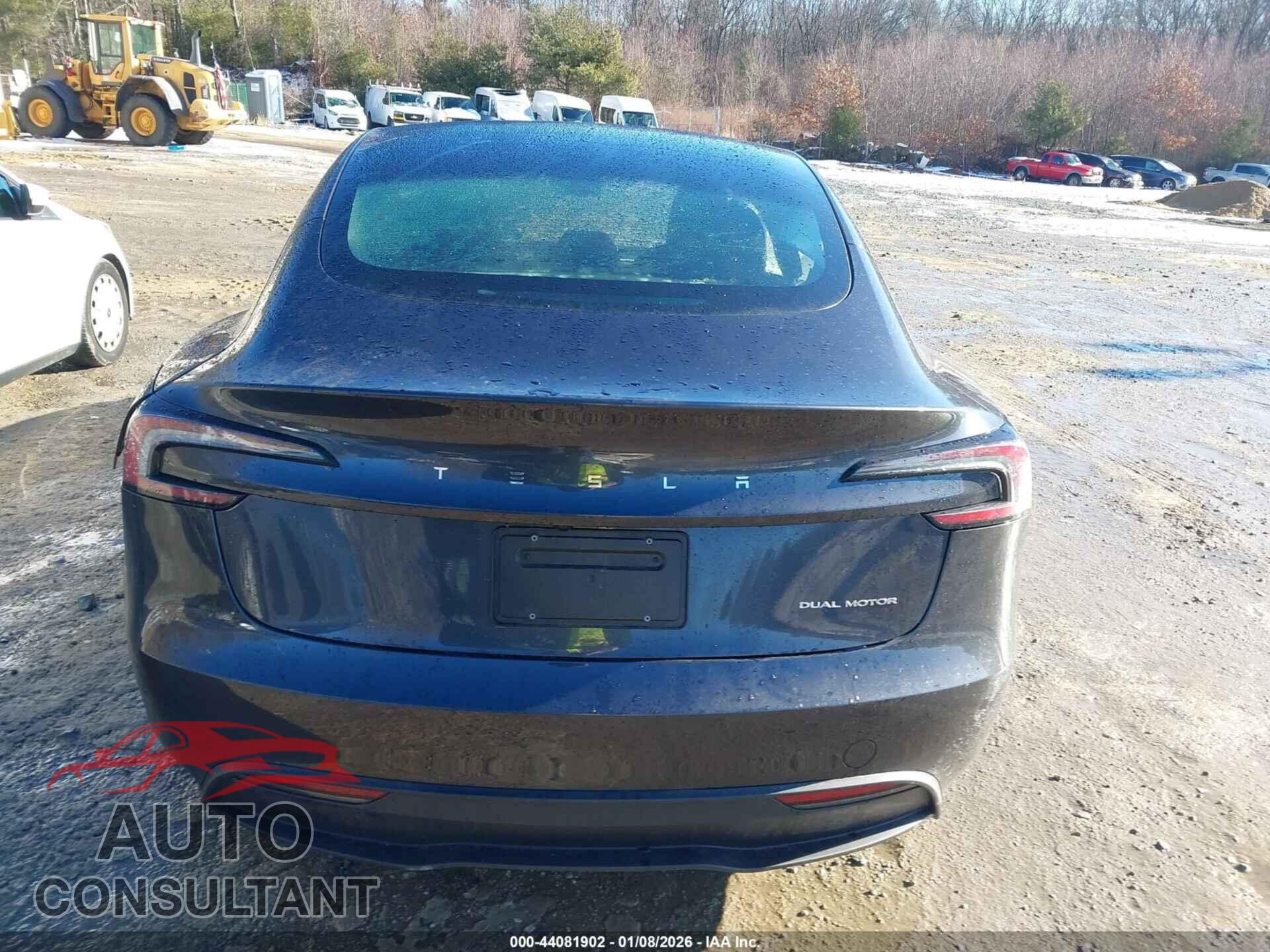 TESLA MODEL 3 2024 - 5YJ3E1EB2RF814812