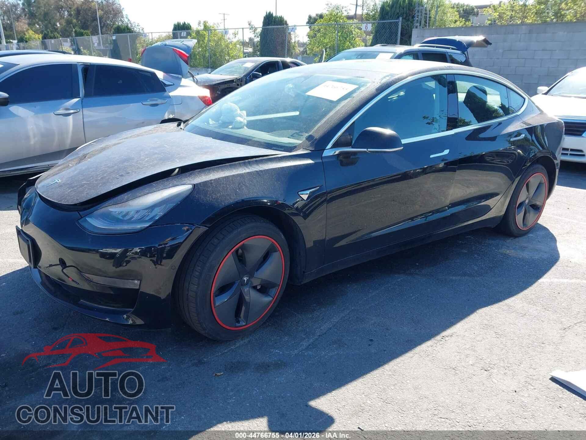 TESLA MODEL 3 2019 - 5YJ3E1EBXKF385232
