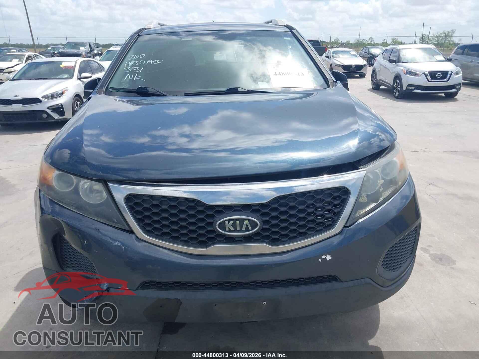 KIA SORENTO 2011 - 5XYKT4A26BG166320