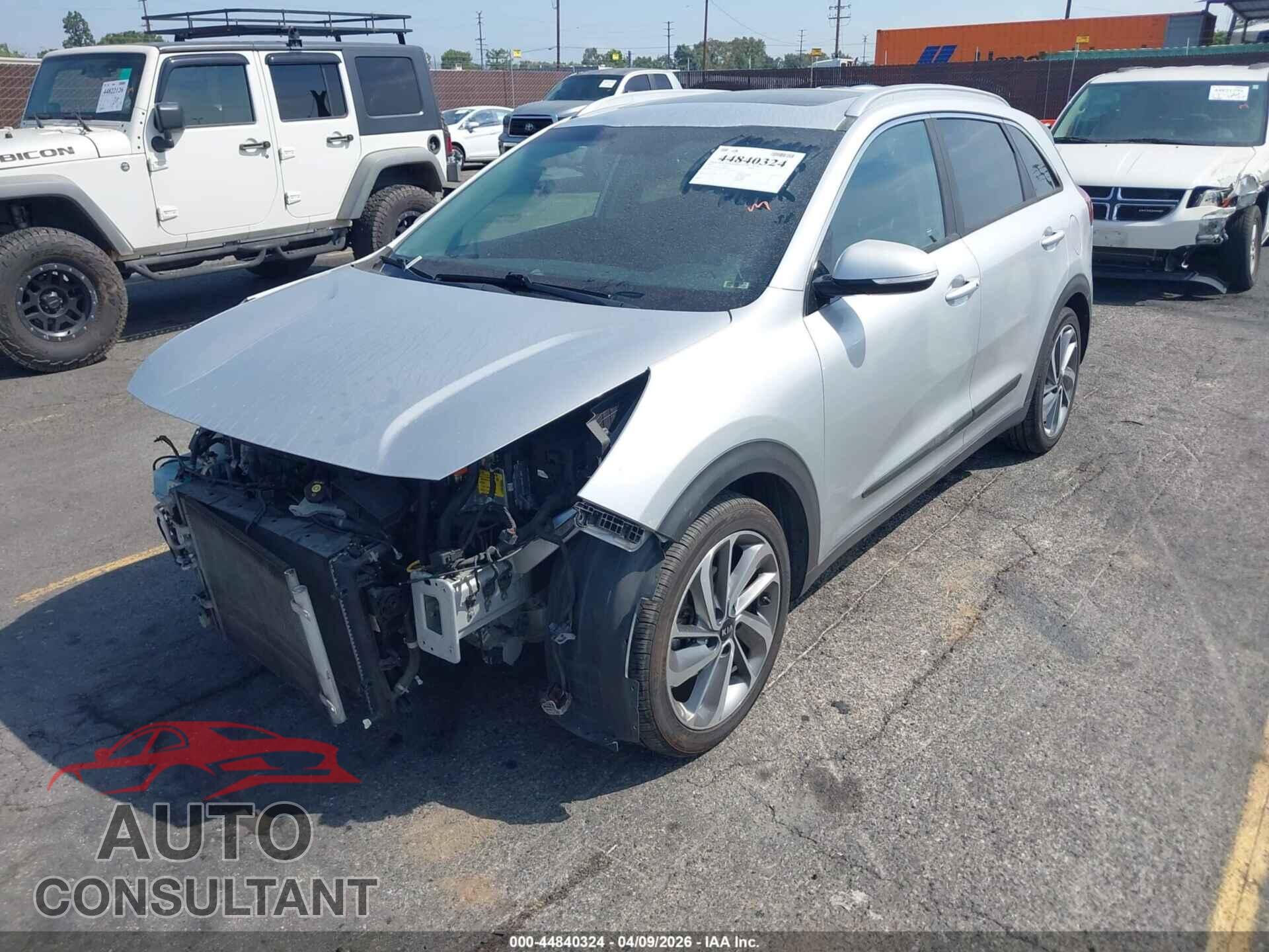KIA NIRO 2017 - KNDCE3LC7H5057199