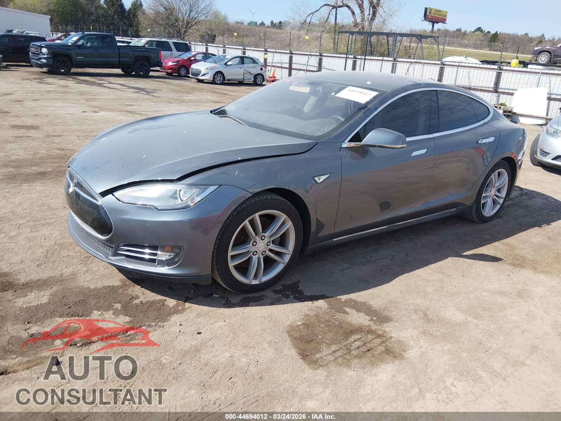 TESLA MODEL S 2014 - 5YJSA1H14EFP35789