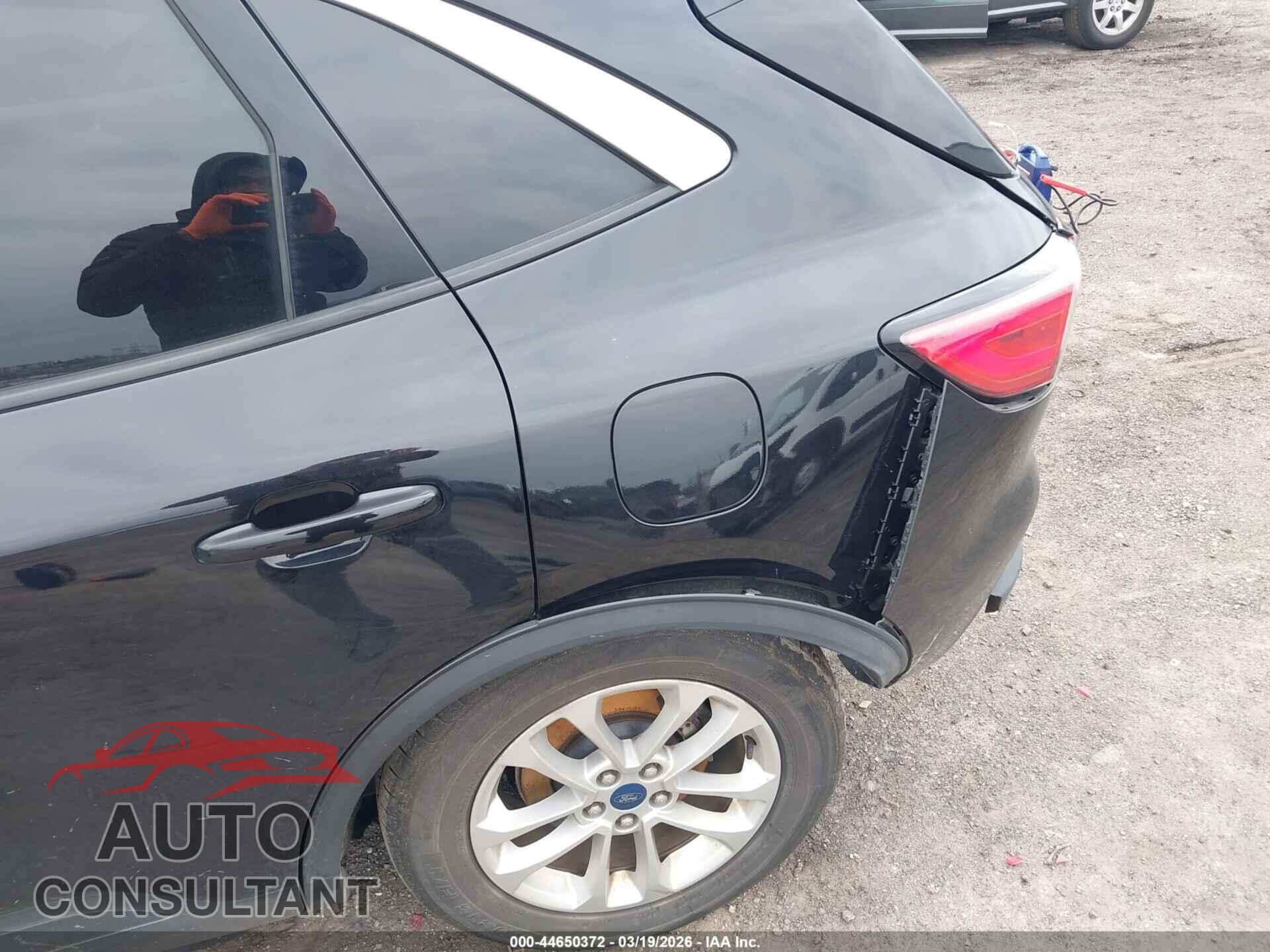 FORD ESCAPE 2020 - 1FMCU9G6XLUA66516