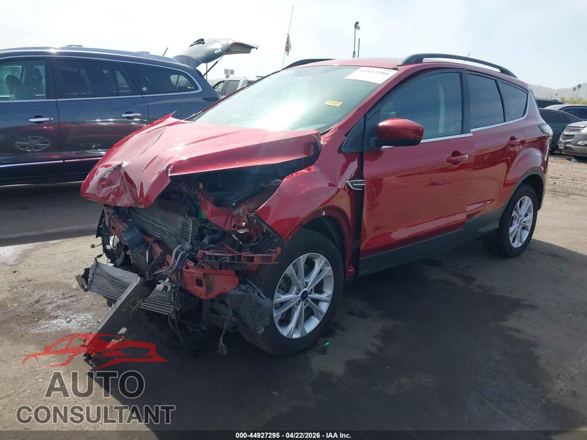 FORD ESCAPE 2017 - 1FMCU9G97HUB66736