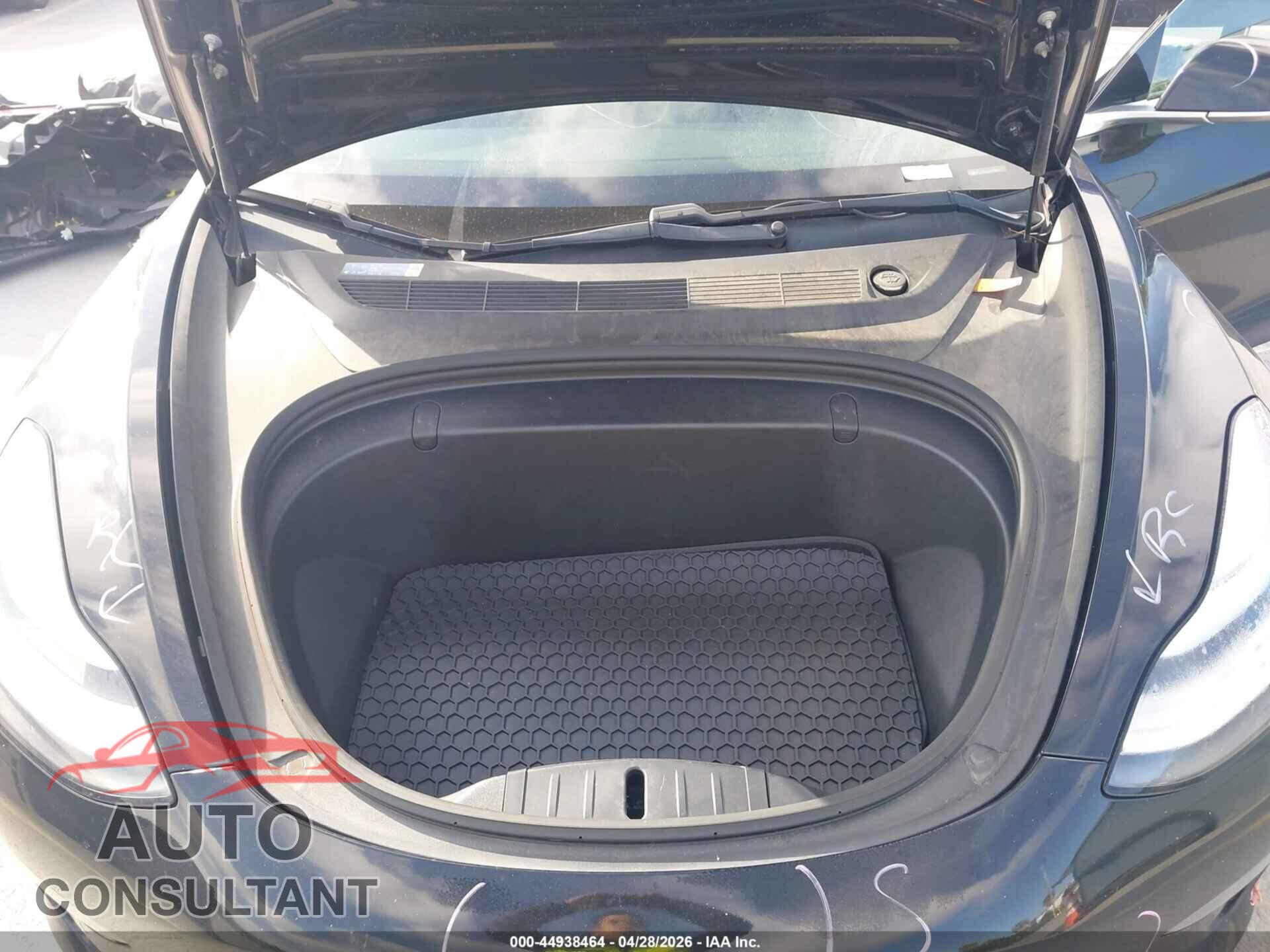 TESLA MODEL 3 2018 - 5YJ3E1EA1JF041410