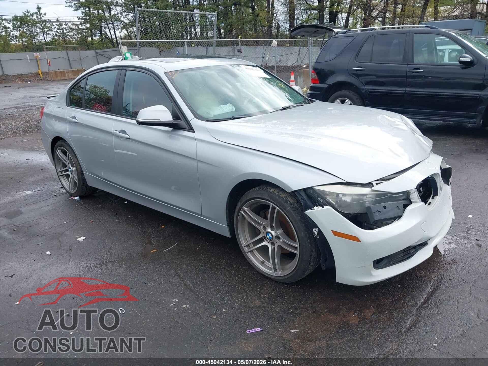 BMW 320I 2014 - WBA3C3G50ENS72742