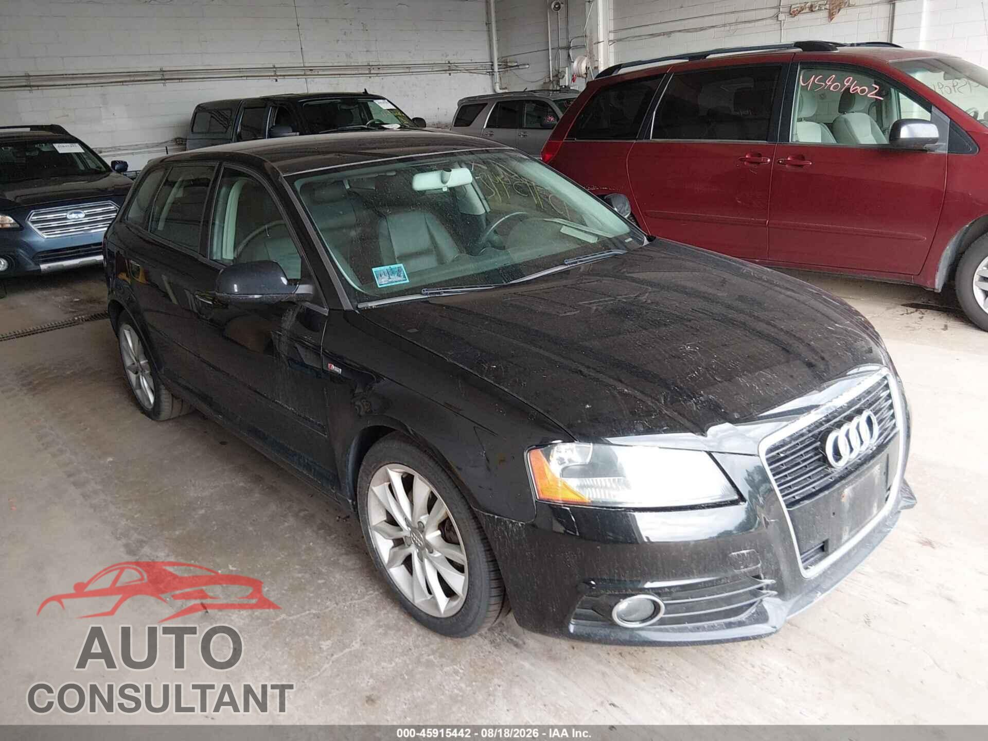 AUDI A3 2012 - WAUBJAFM2CA122280