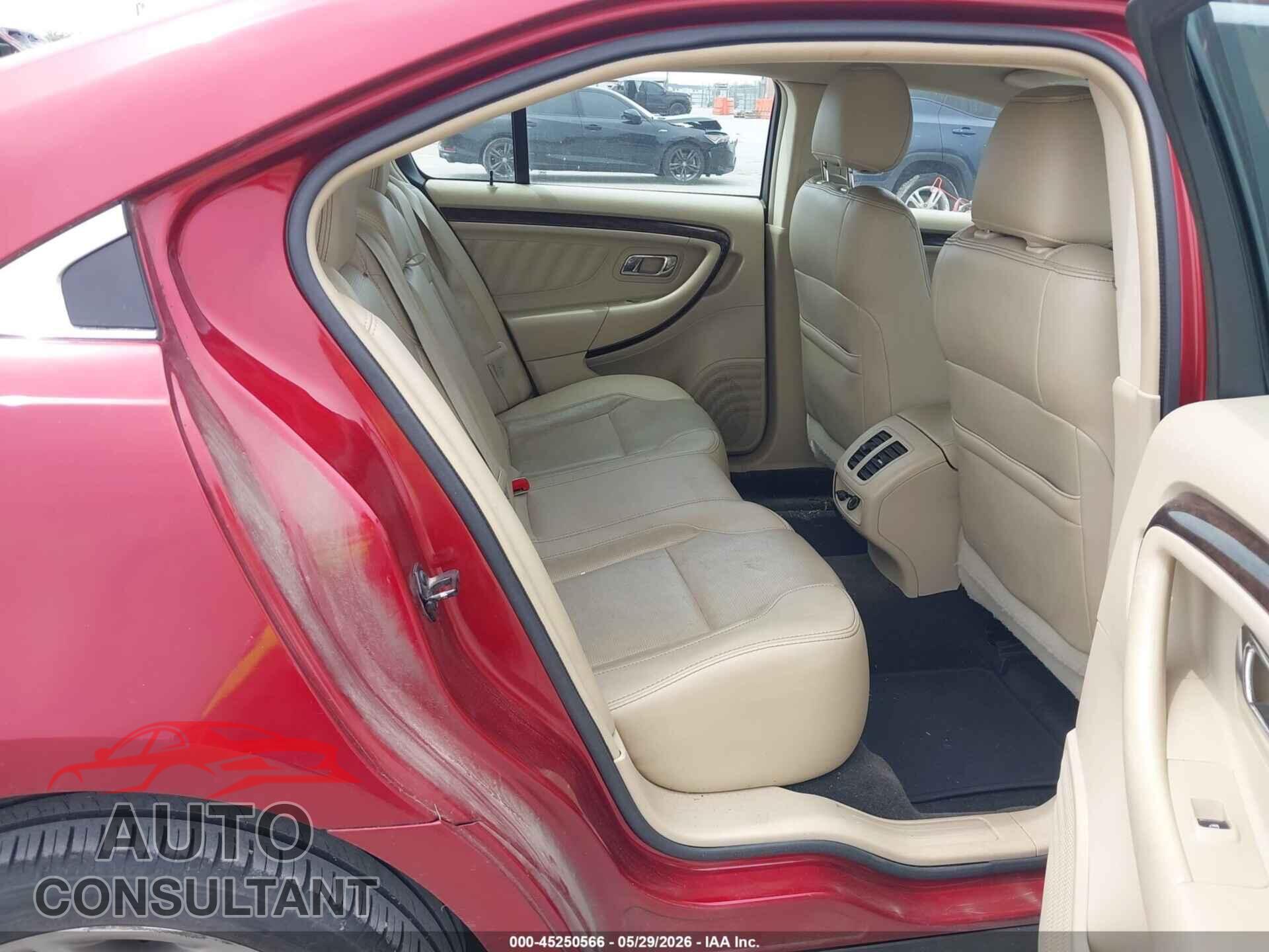 FORD TAURUS 2015 - 1FAHP2F81FG110861