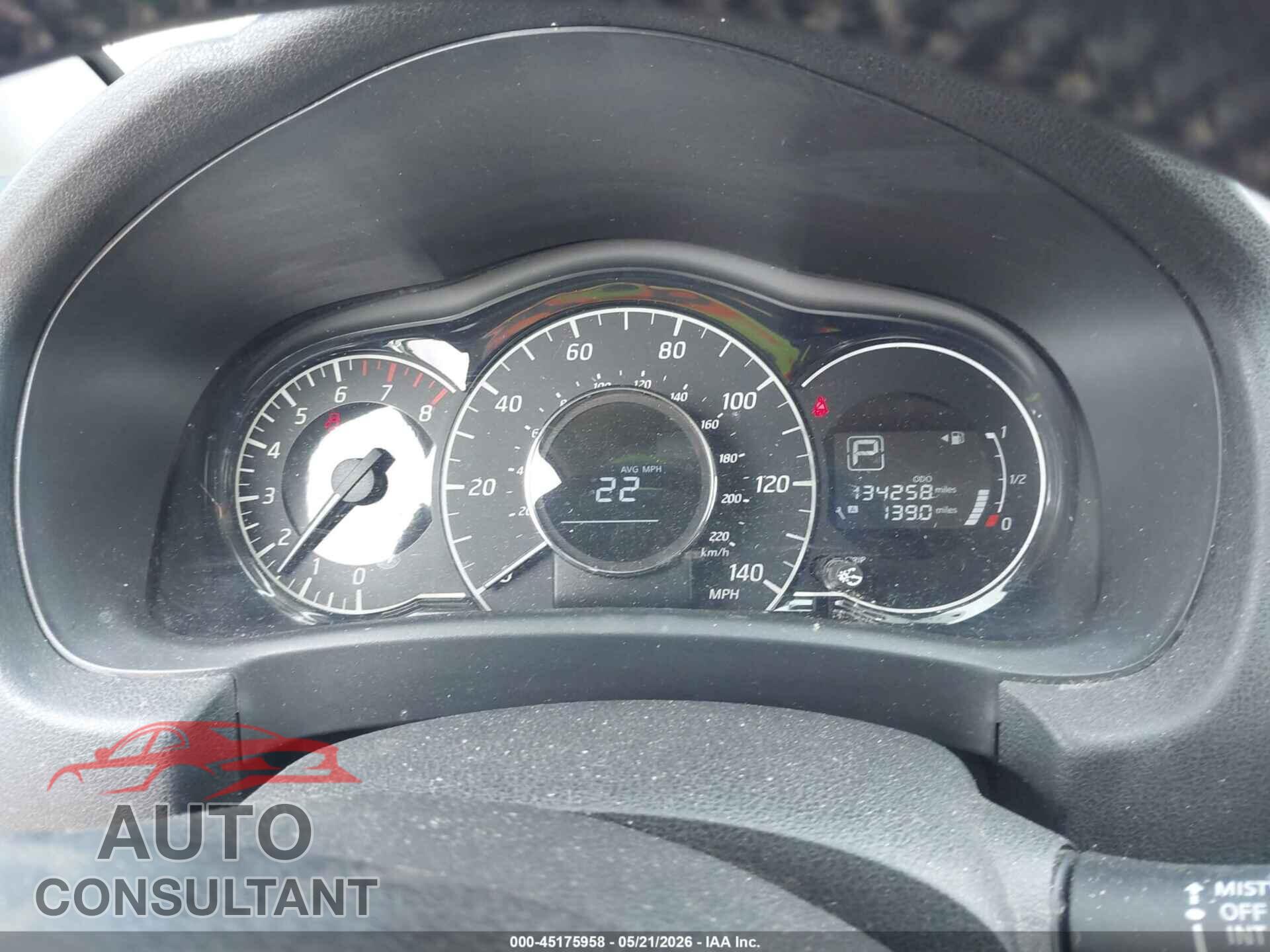 NISSAN VERSA NOTE 2017 - 3N1CE2CP1HL367302