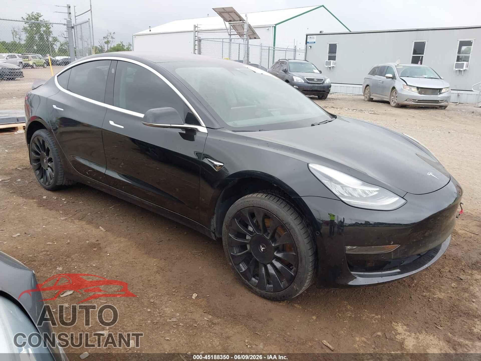 TESLA MODEL 3 2018 - 5YJ3E1EA0JF028051
