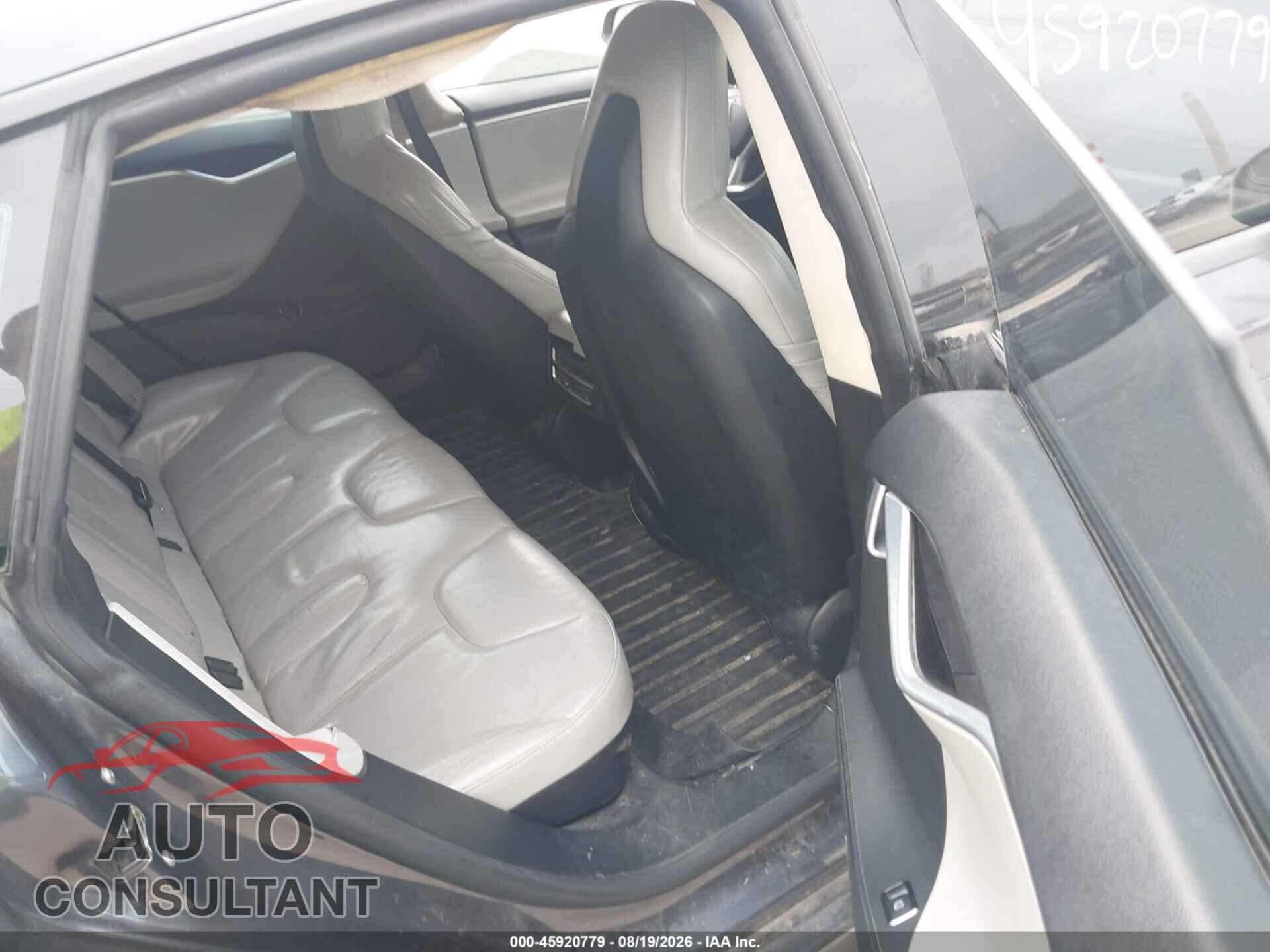 TESLA MODEL S 2015 - 5YJSA1S20FF087919