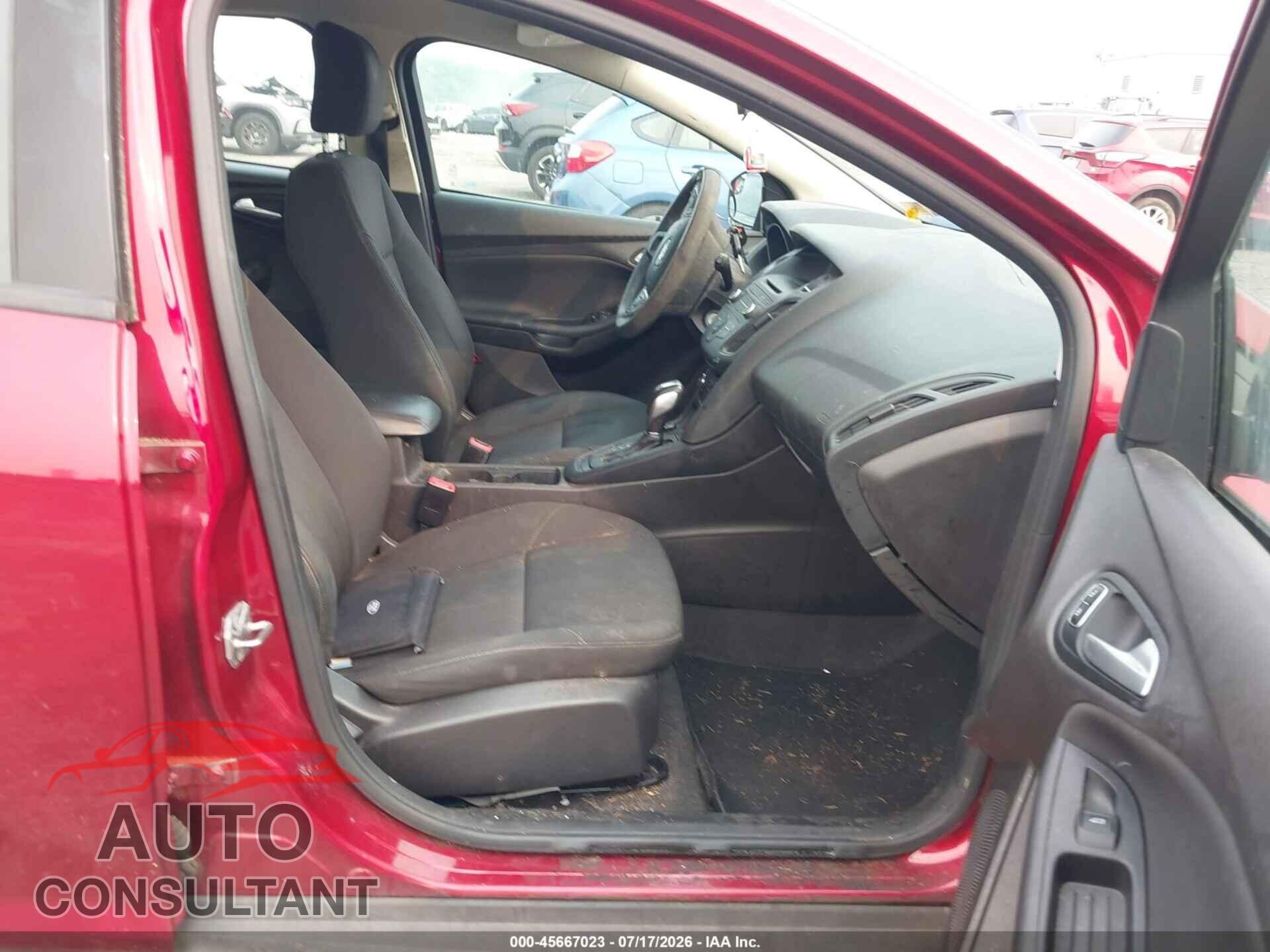 FORD FOCUS 2016 - 1FADP3K29GL390009