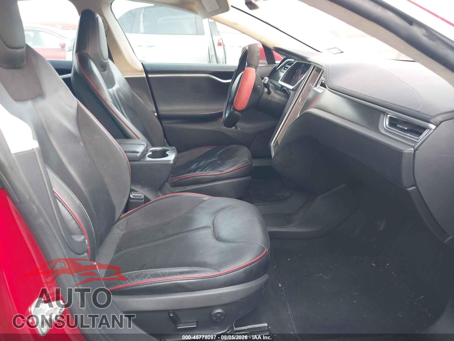 TESLA MODEL S 2013 - 5YJSA1DP6DFP15441