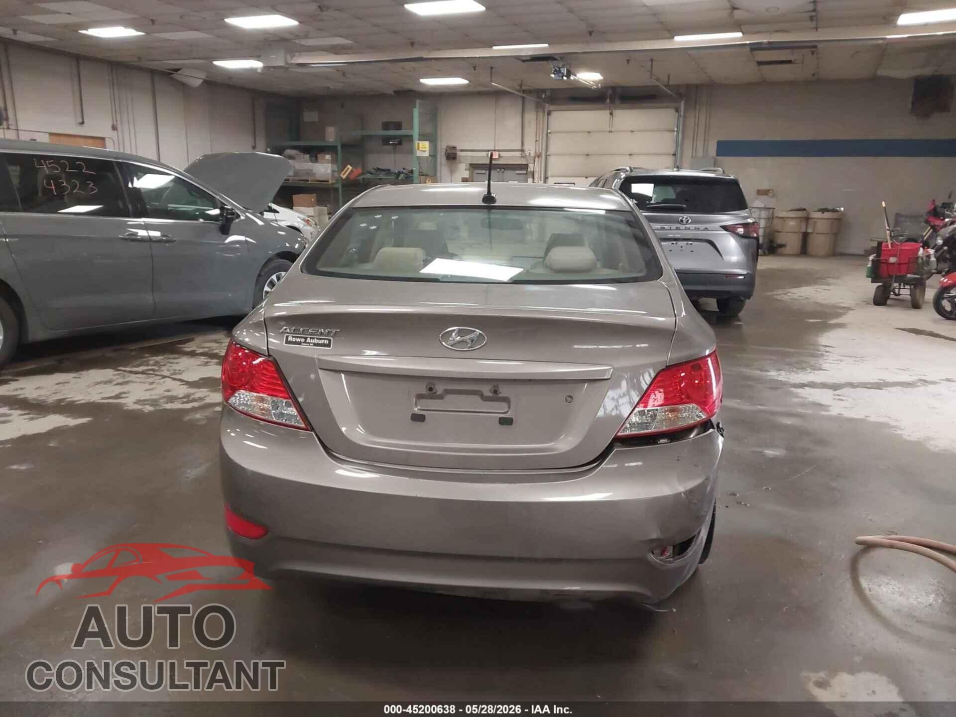 HYUNDAI ACCENT 2012 - KMHCU4AE5CU211934