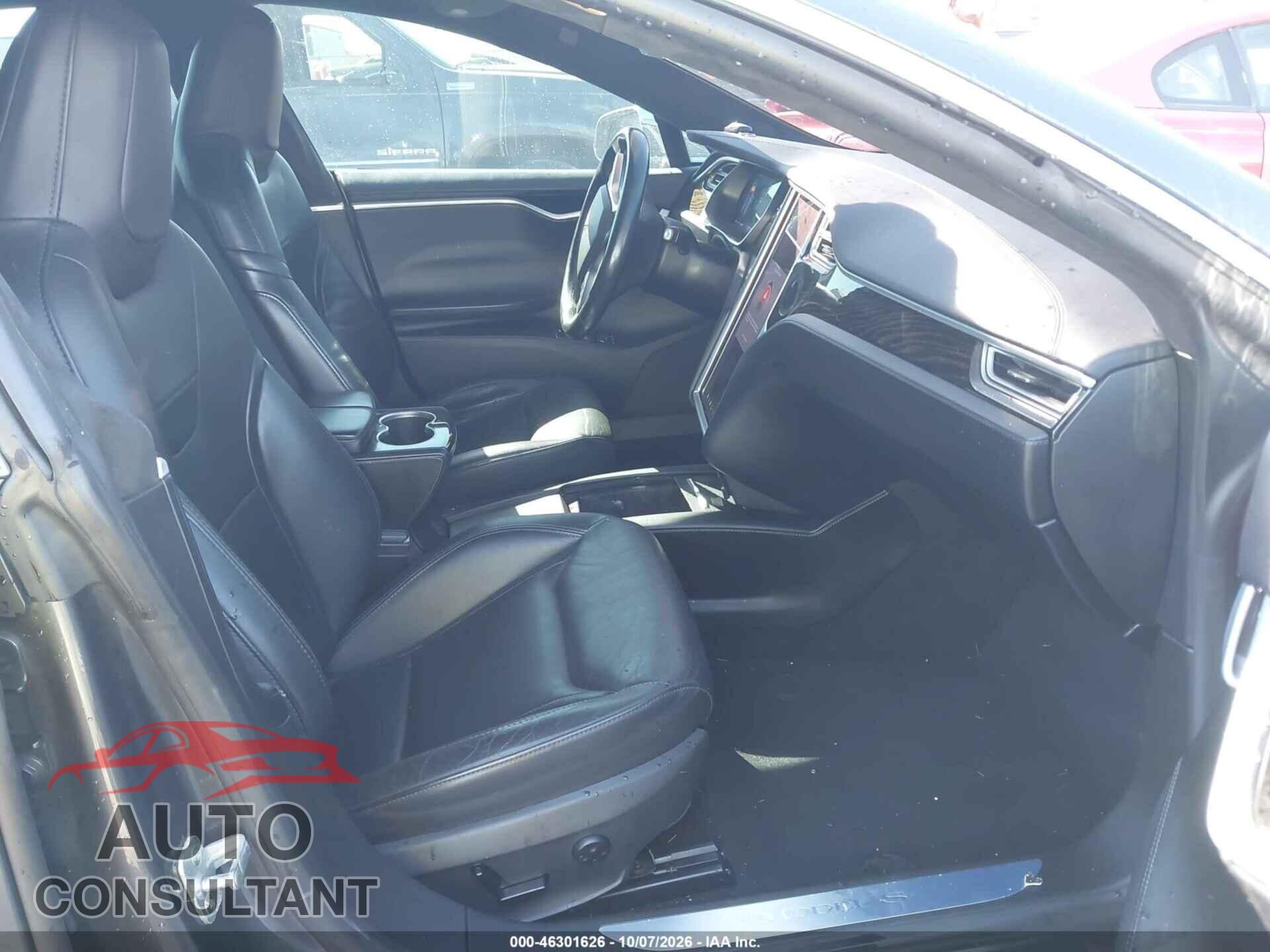 TESLA MODEL S 2016 - 5YJSA1E14GF151383