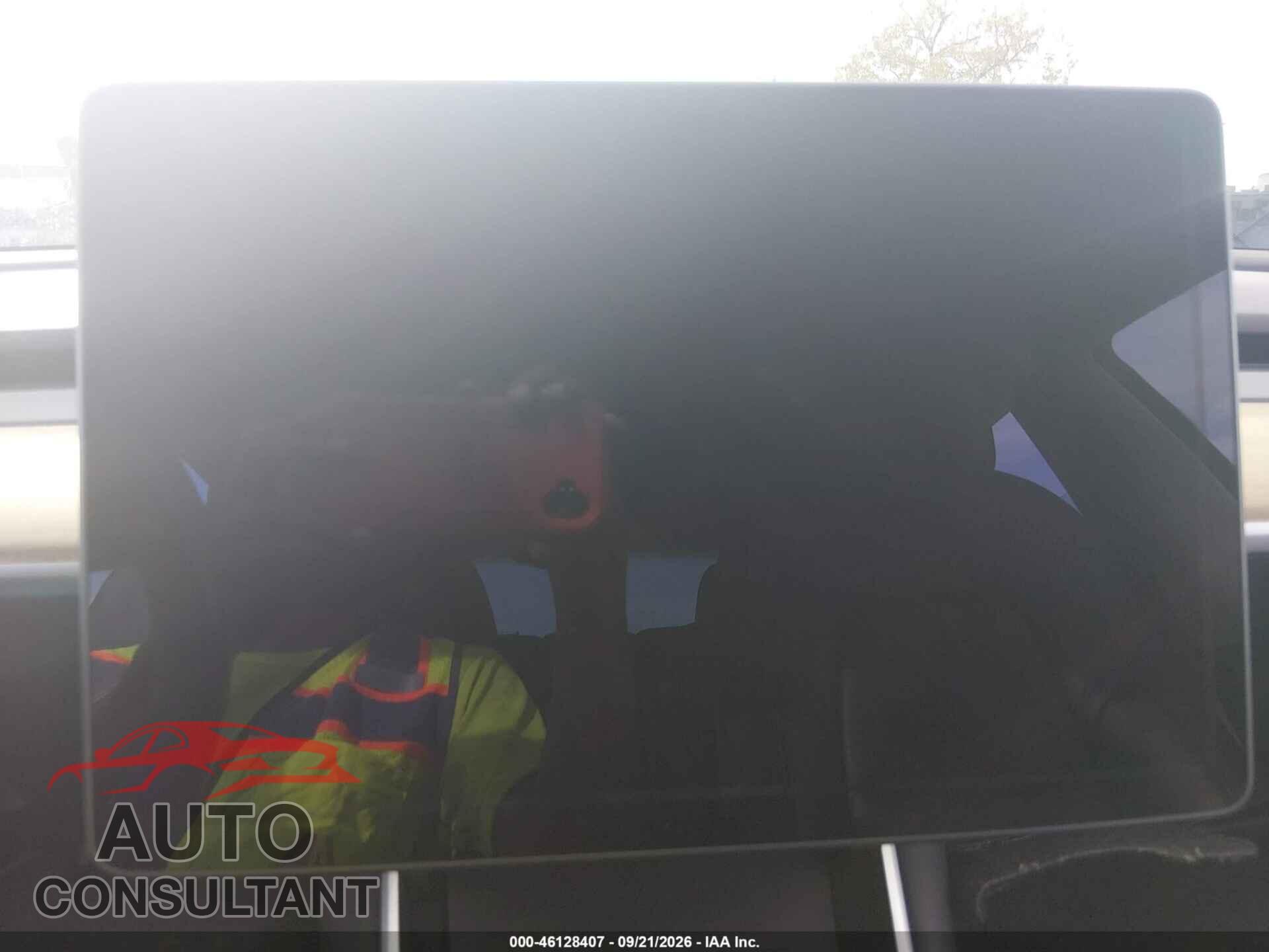 TESLA MODEL 3 2018 - 5YJ3E1EA3JF024981