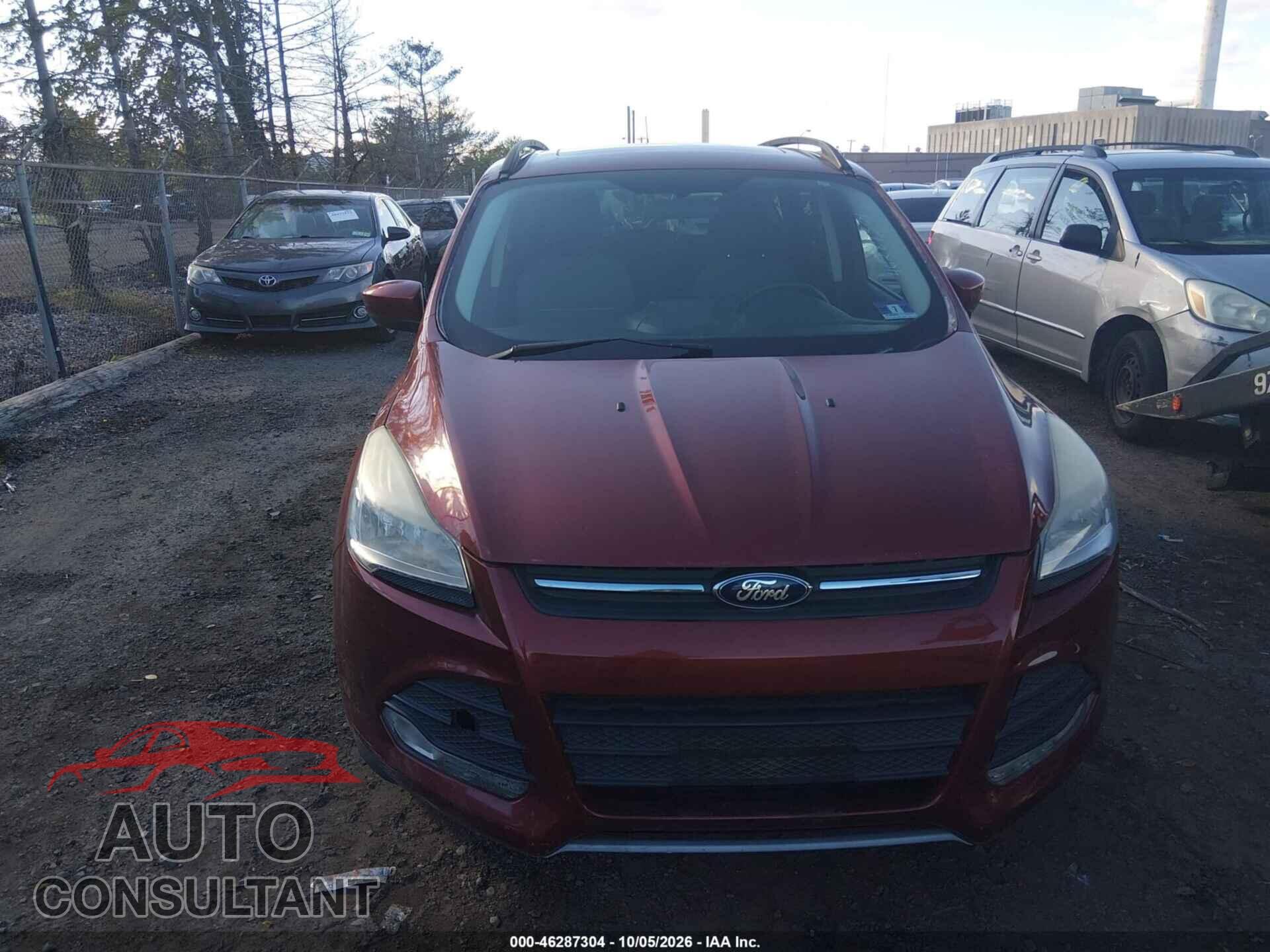 FORD ESCAPE 2014 - 1FMCU0GX7EUA03767