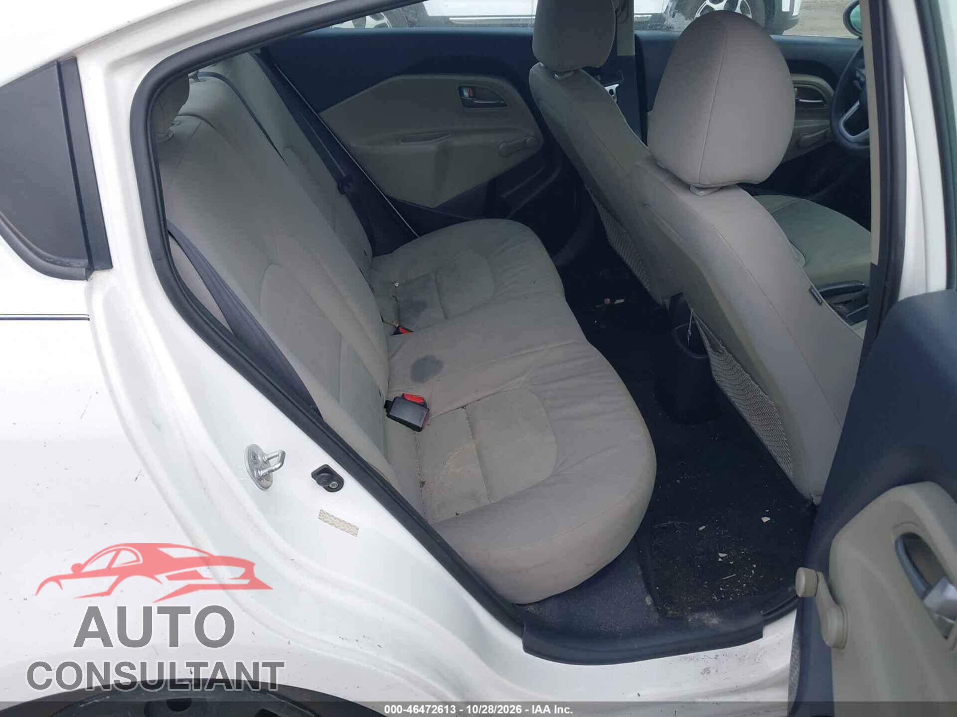 KIA RIO 2014 - KNADM4A38E6413081